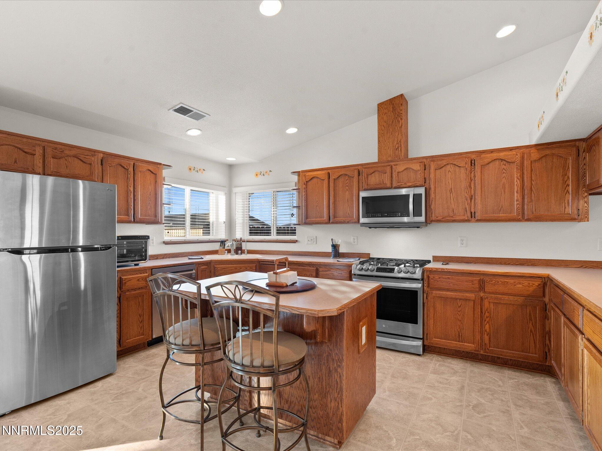 12-211 Bridle Path Way-111