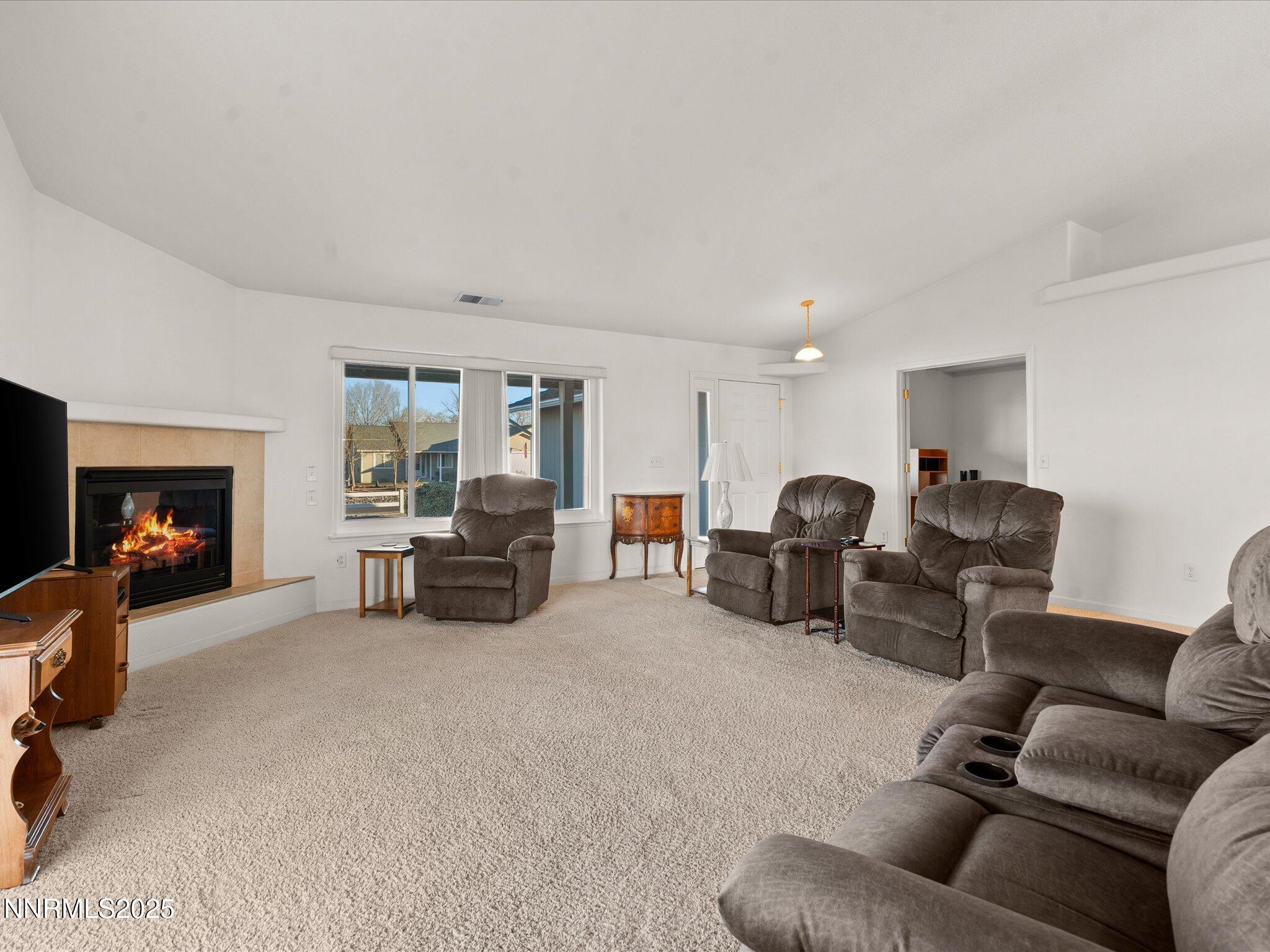 07-211 Bridle Path Way-106