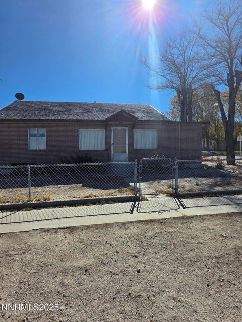 306 6th Street, Hawthorne, NV 89415 - #: 250057291