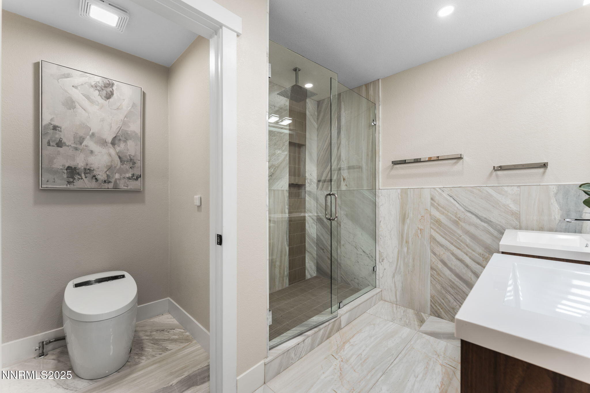 18-web-or-mls-221 Lark-19