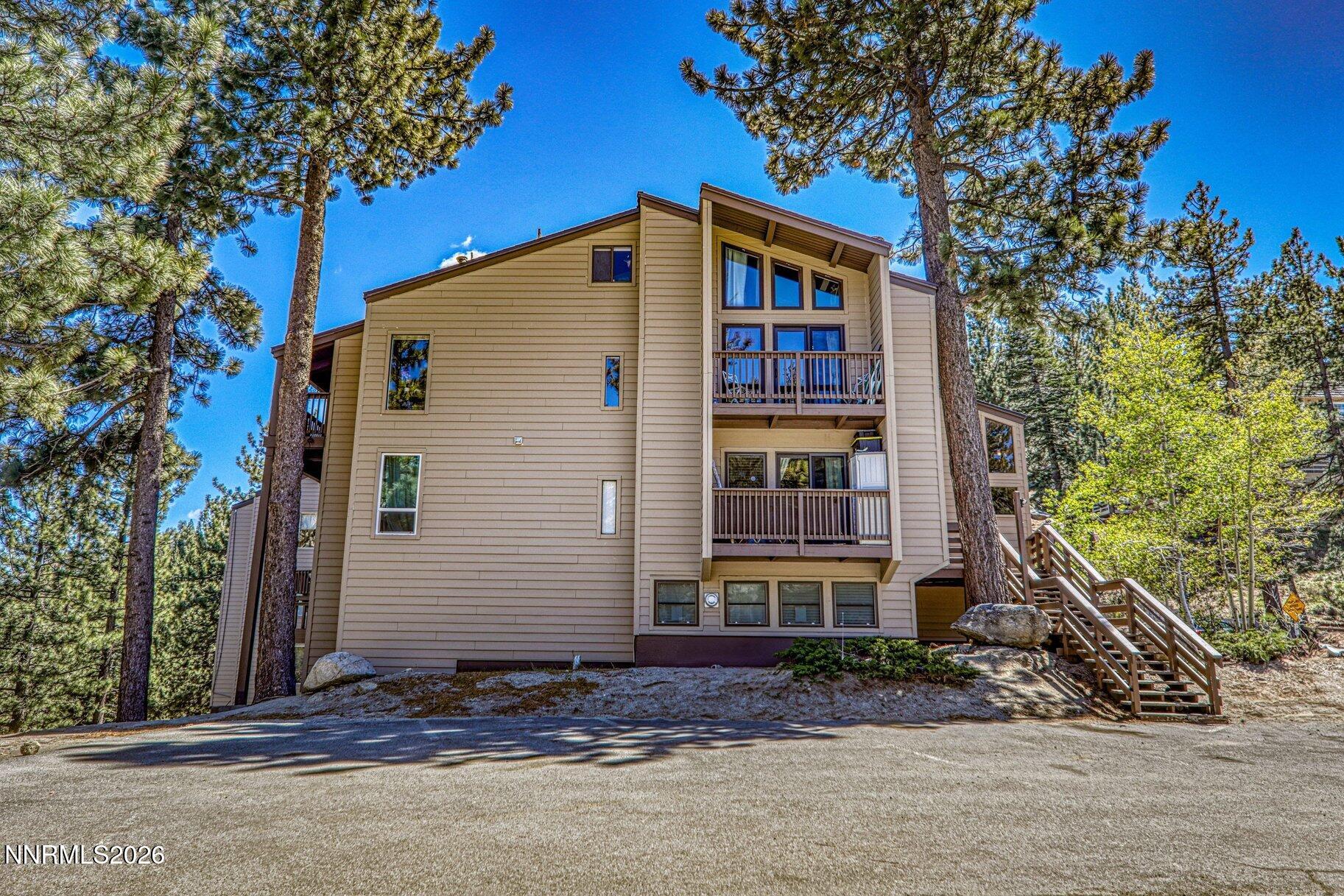 026_002-032-exterior-4200x2800_610