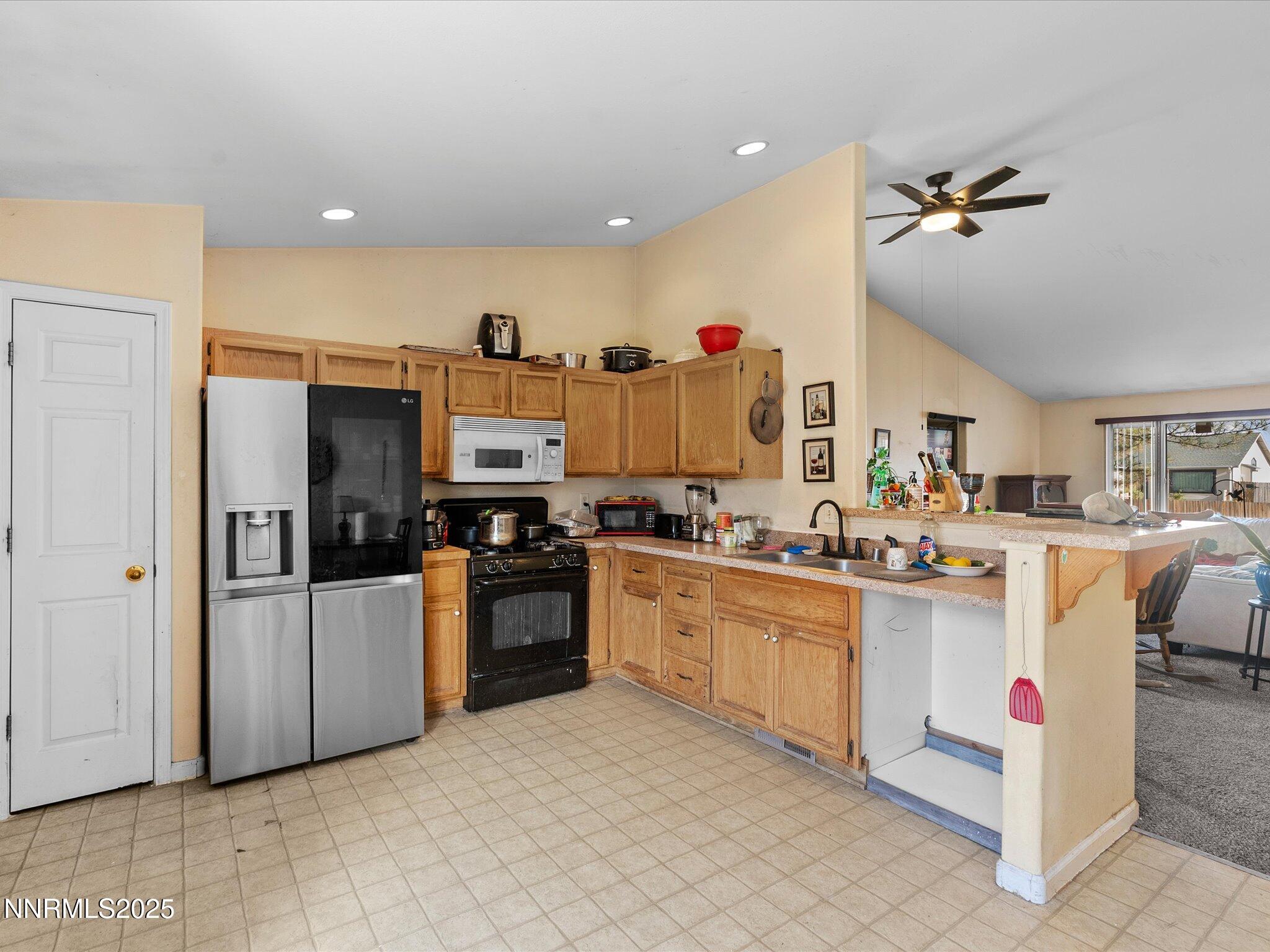 10-911 Jessica Ln-109