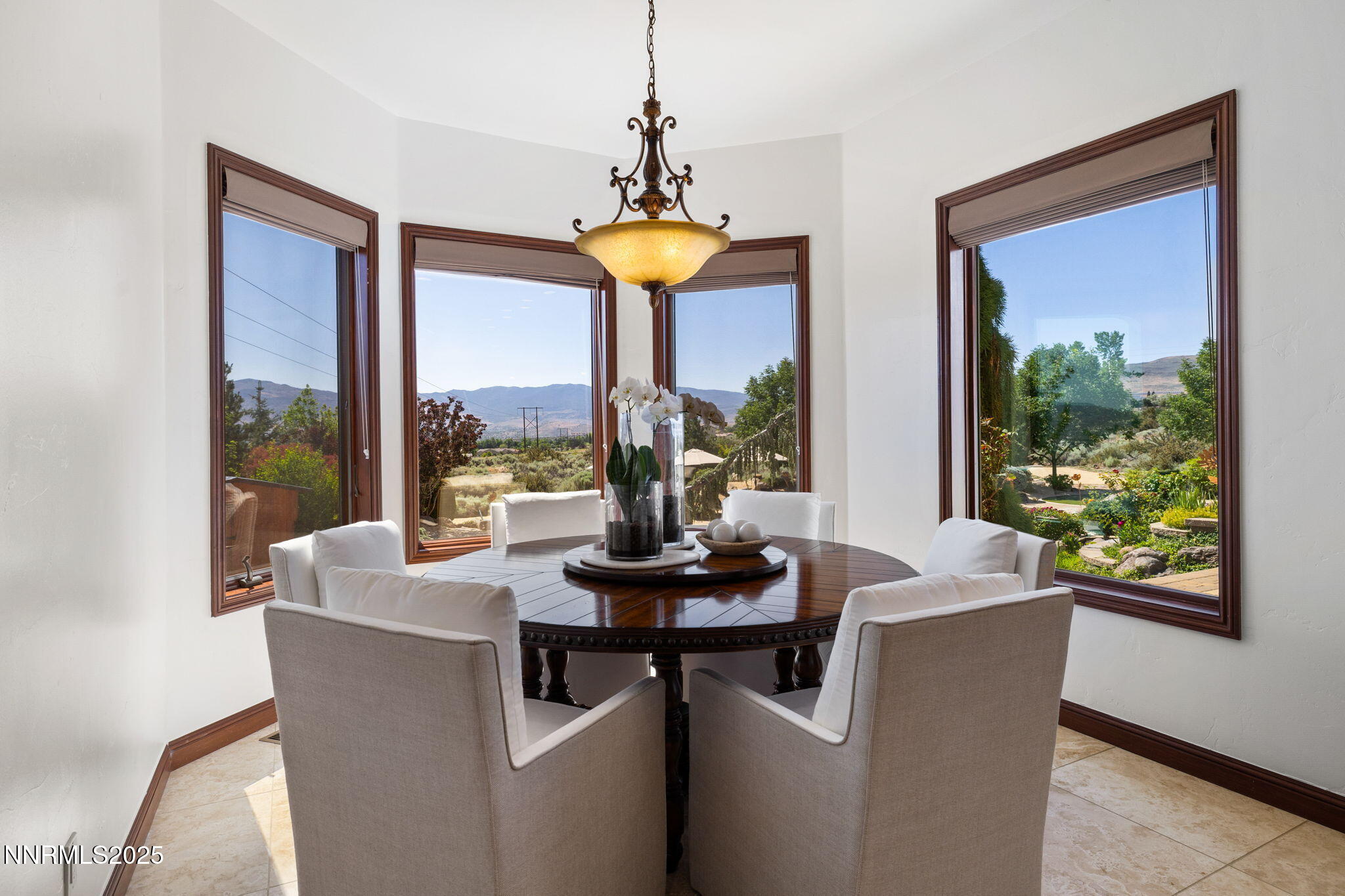 24-web-or-mls-12900 Silver Wolf-19