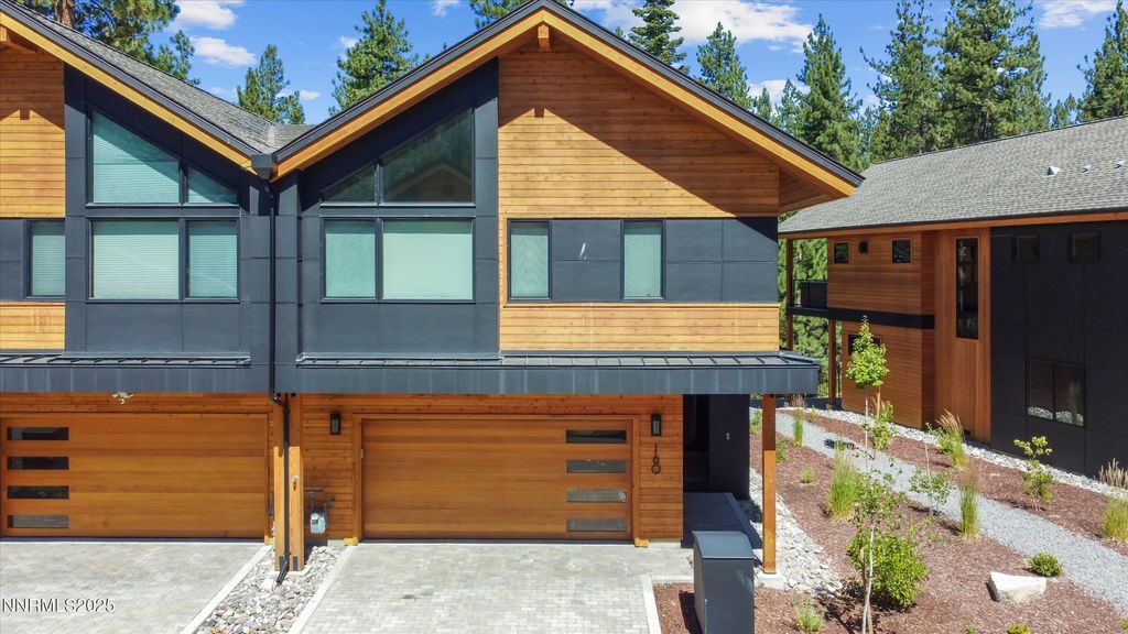 Photo of 160 Sierra Colina Drive, Stateline, NV 89449 (MLS # 250054329)