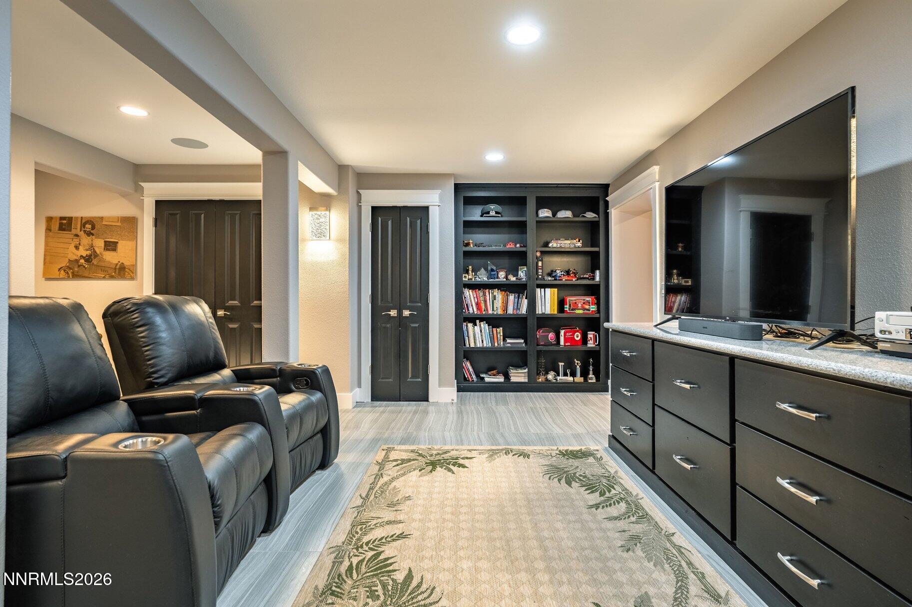 048_070_5920_flowering_sage-70_521_261