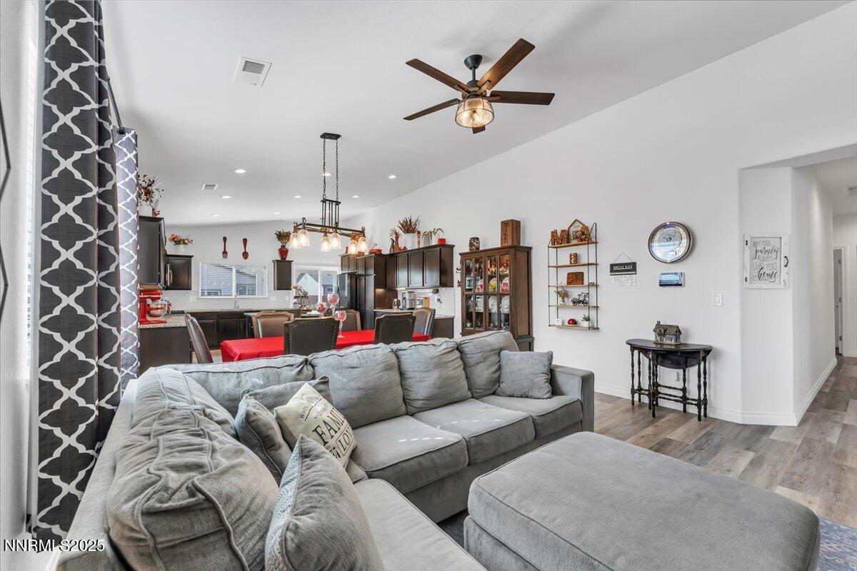 11-18722 Knott Creek Ct Reno NV 89508 (1