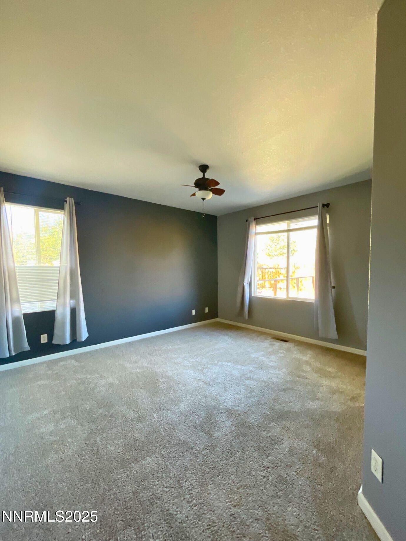 f8d7c3fa-659d-4be2-911a-f29735f0f2f6