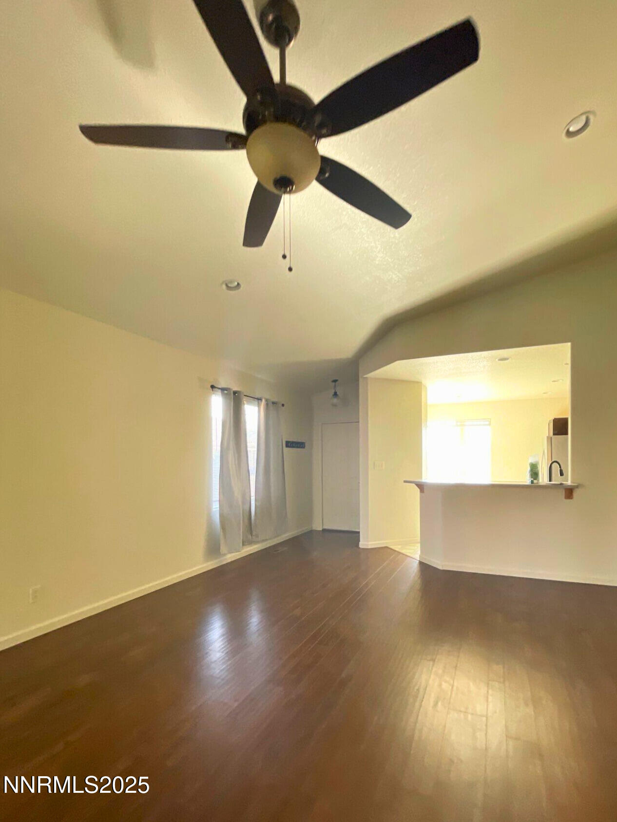 b564e443-fb0b-4c21-b971-2e4c33c89728