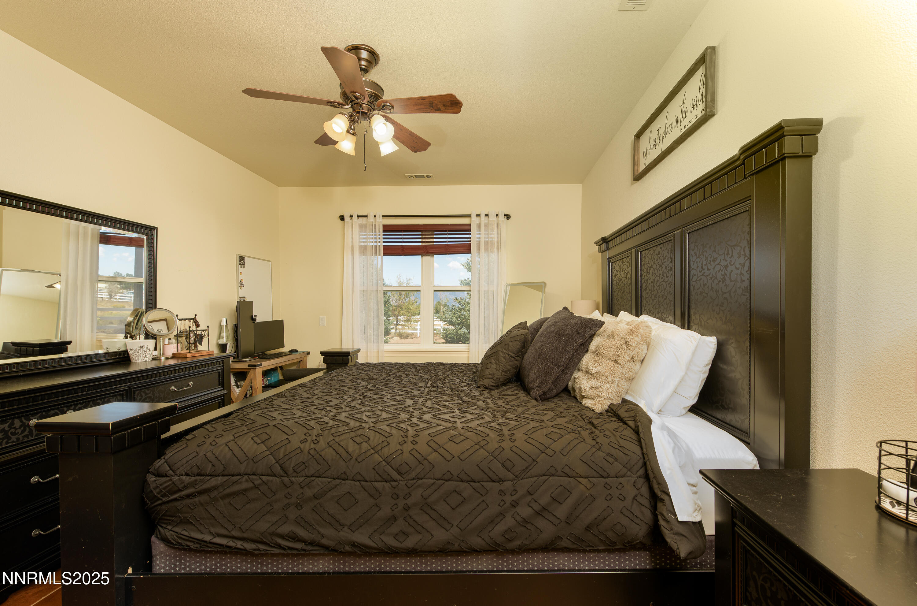 1030 Country Ln guest-7