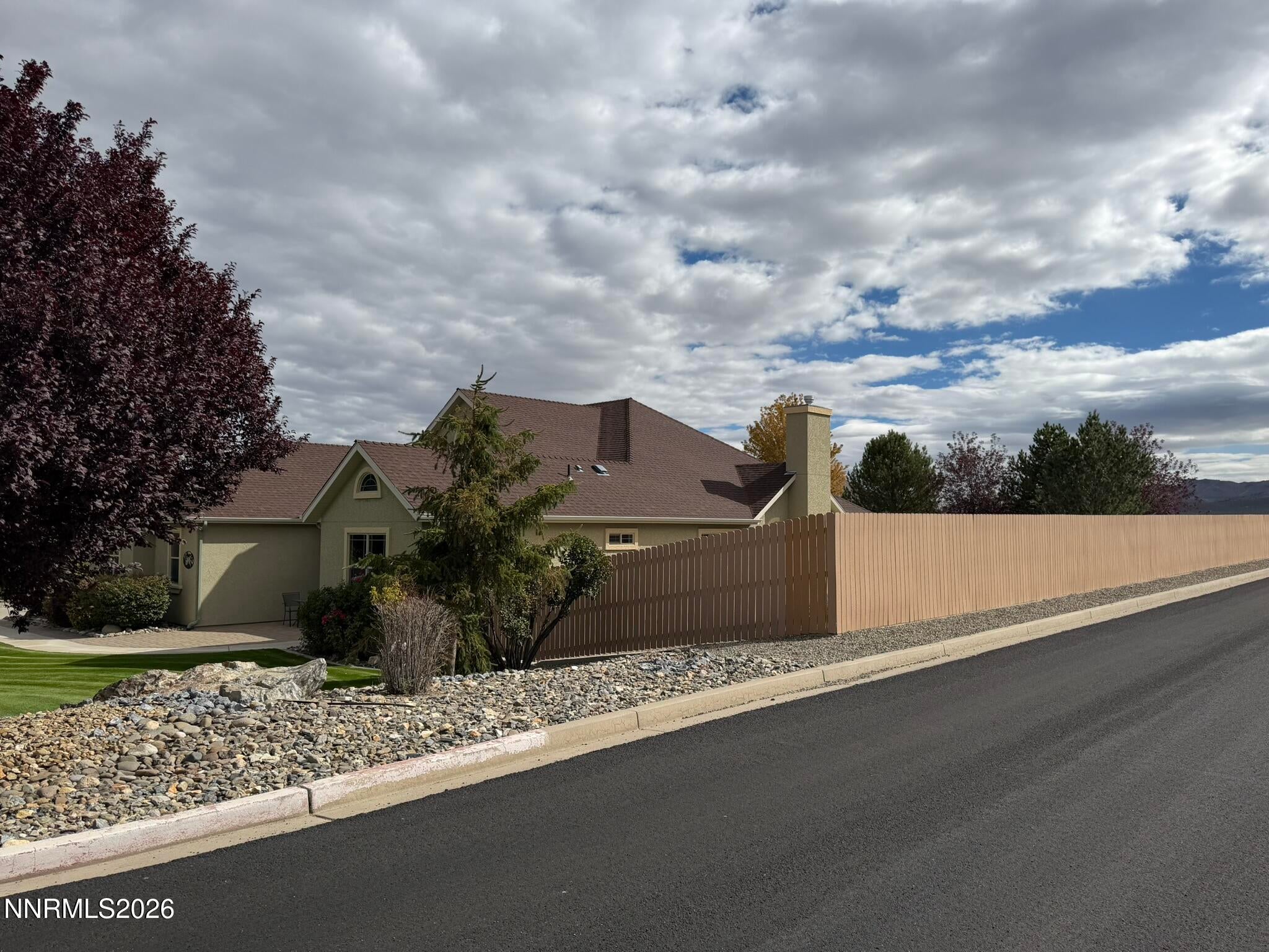 2807 Paiute Street