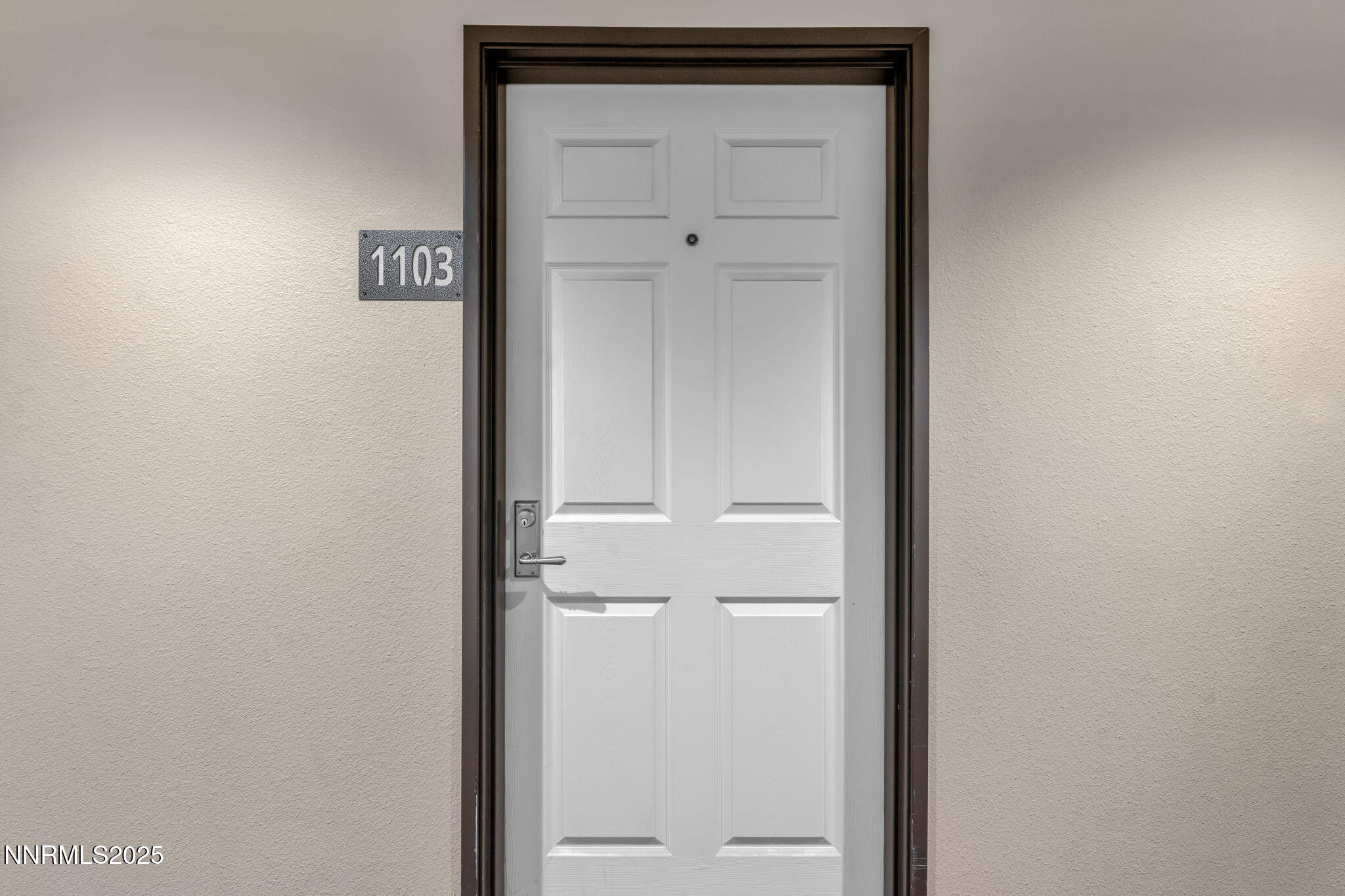 19-web-or-mls-200-w-2nd-st-apt-1103