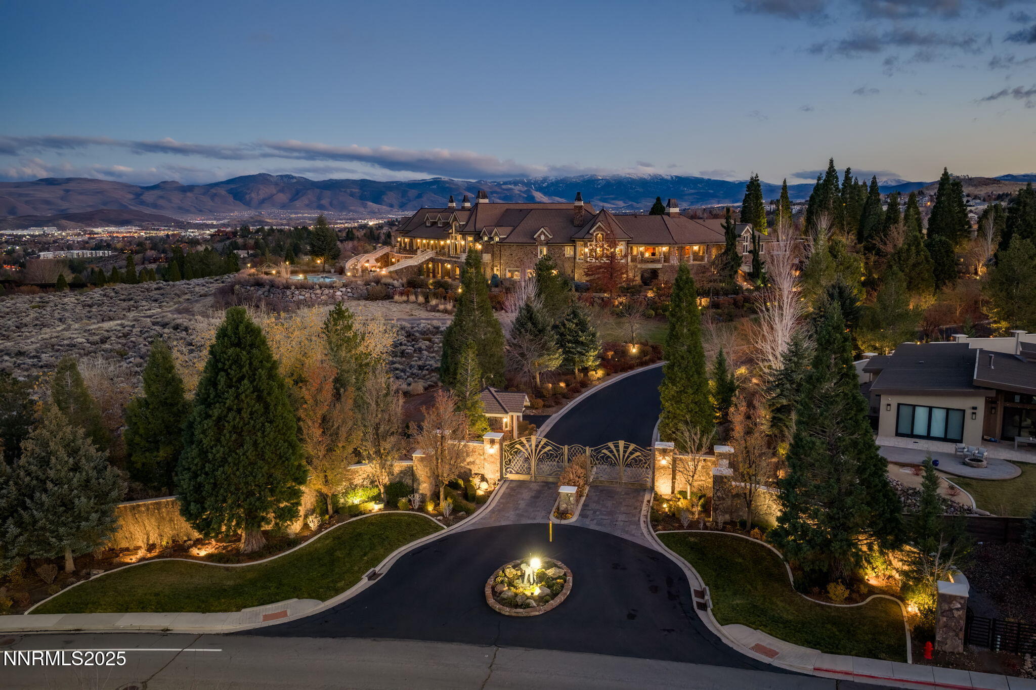 20-web-or-mls-2490 Manzanita Drone-19