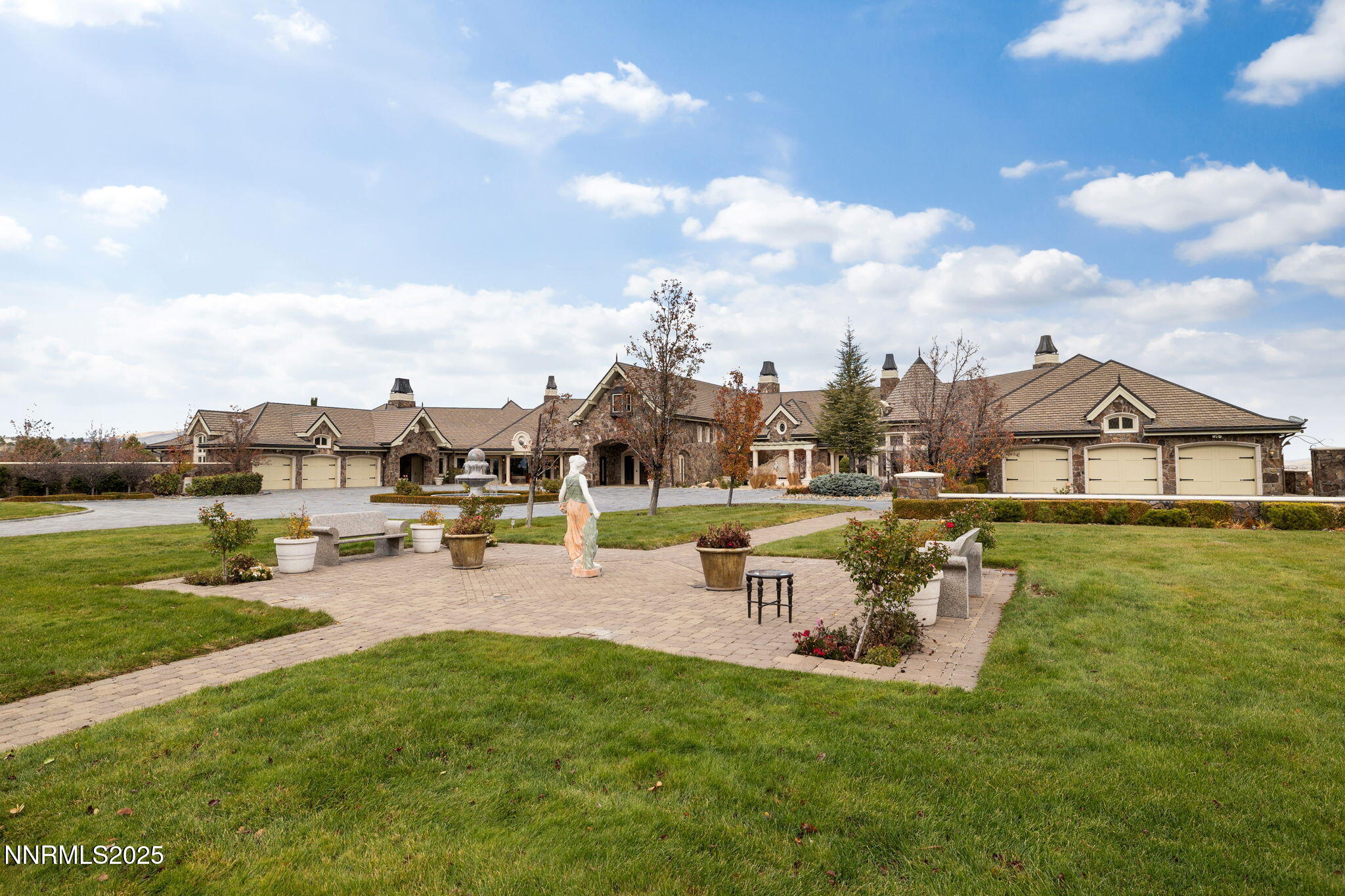 26-web-or-mls-2490 Manzanita-6