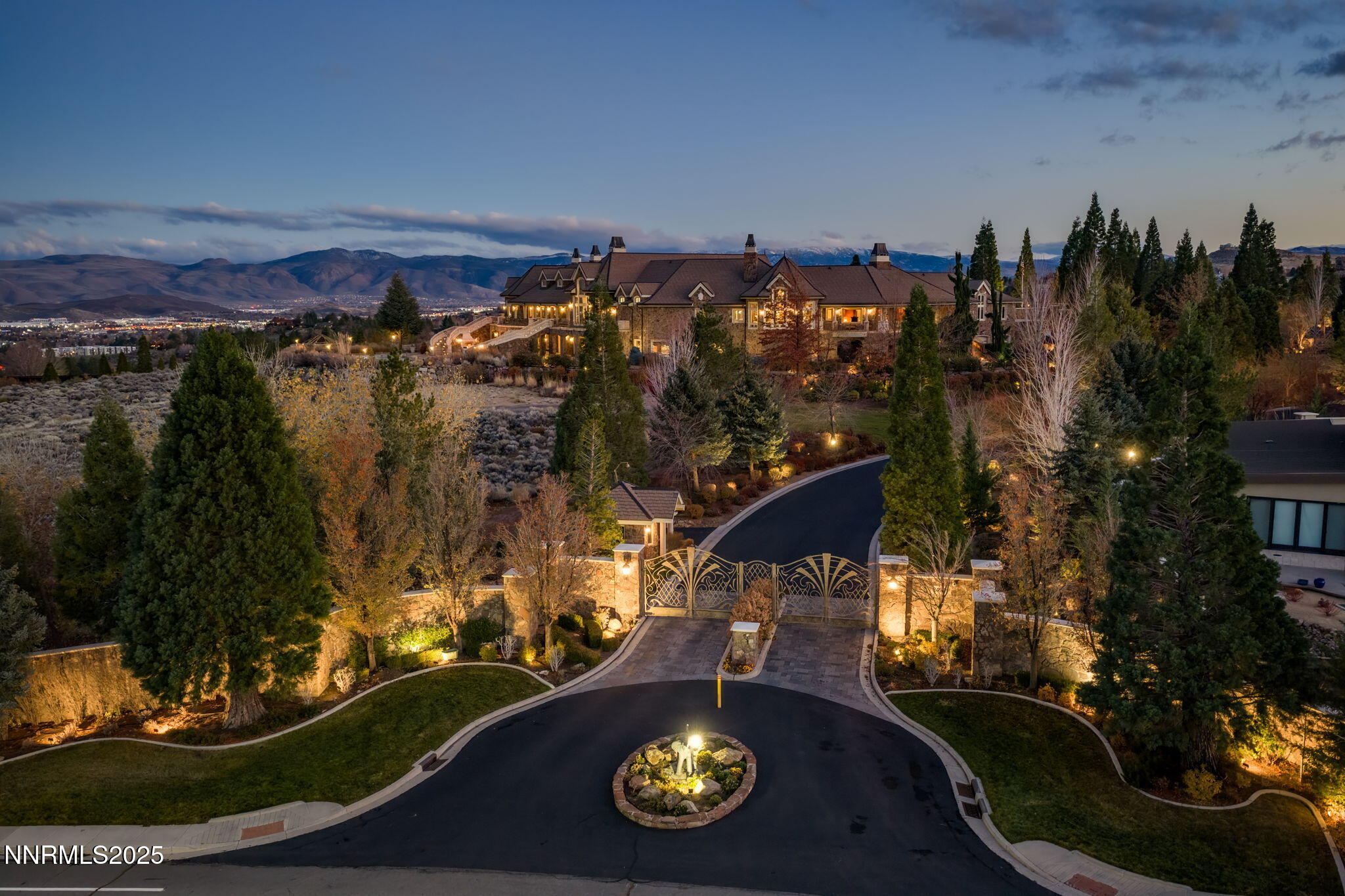 21-web-or-mls-2490 Manzanita Drone-20