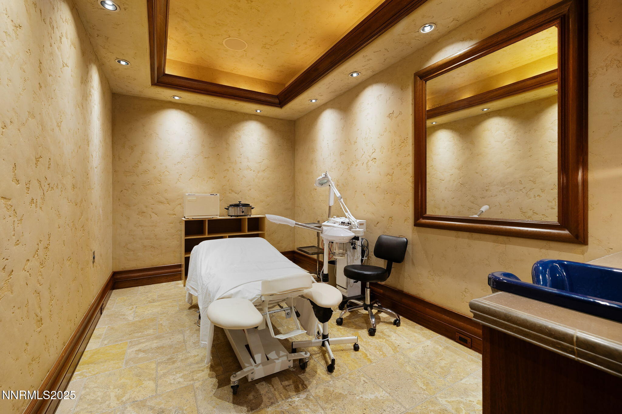 108-web-or-mls-2490 Manzanita-86