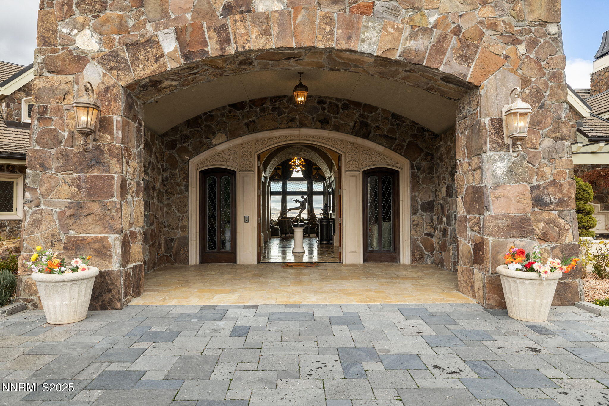 29-web-or-mls-2490 Manzanita-10