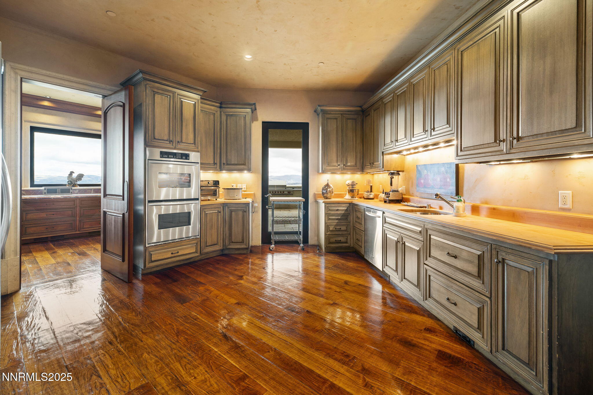 55-web-or-mls-2490 Manzanita-33