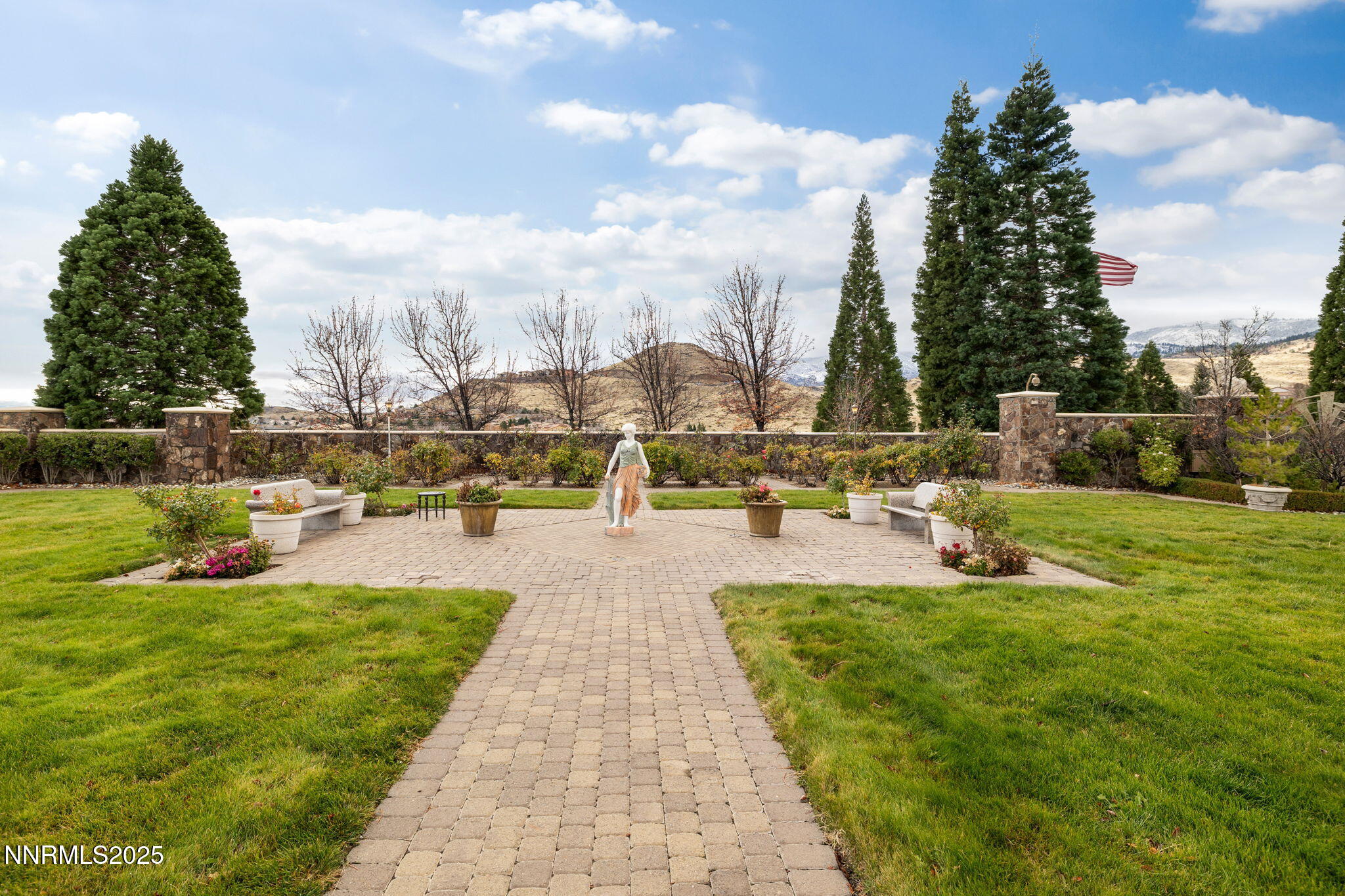 27-web-or-mls-2490 Manzanita-7