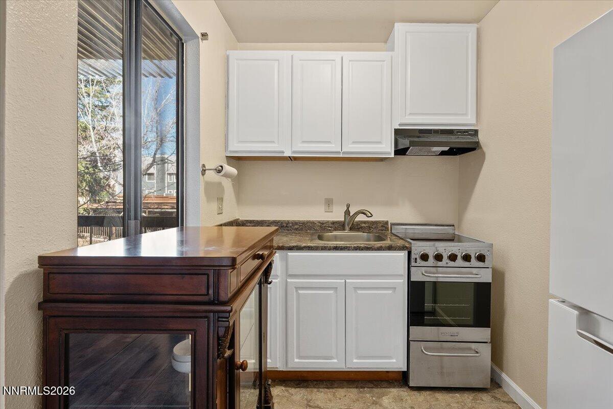 08-2700 Plumas Unit 208 Reno NV 89509 (7