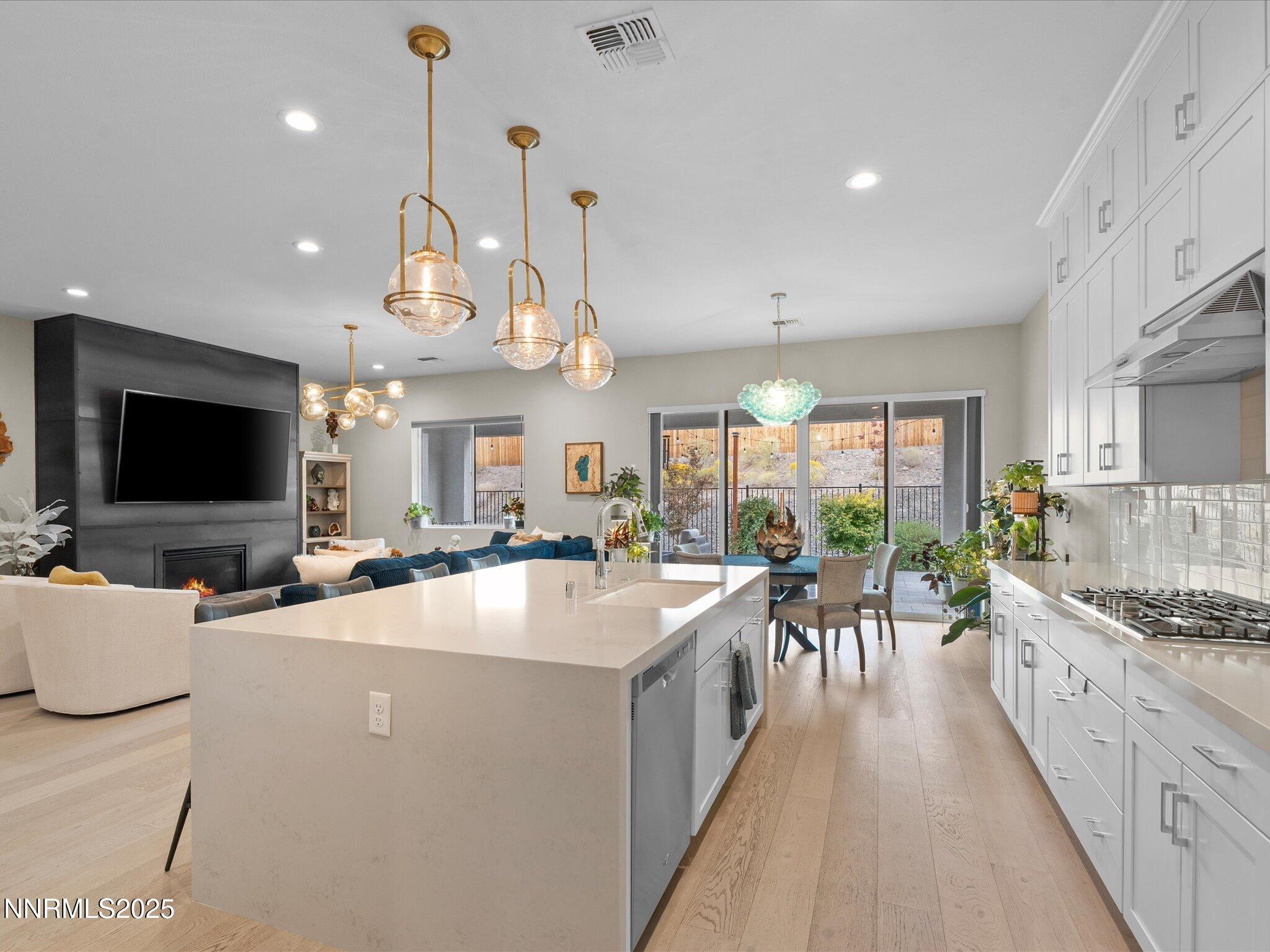 14-15026 Iron River Dr-113