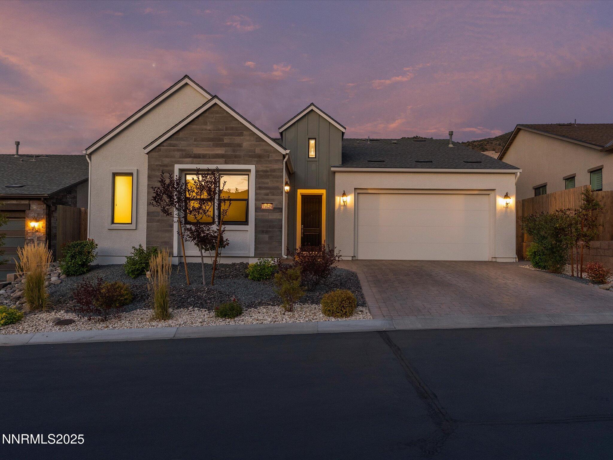 51-Iron River Dr-Twilights-100