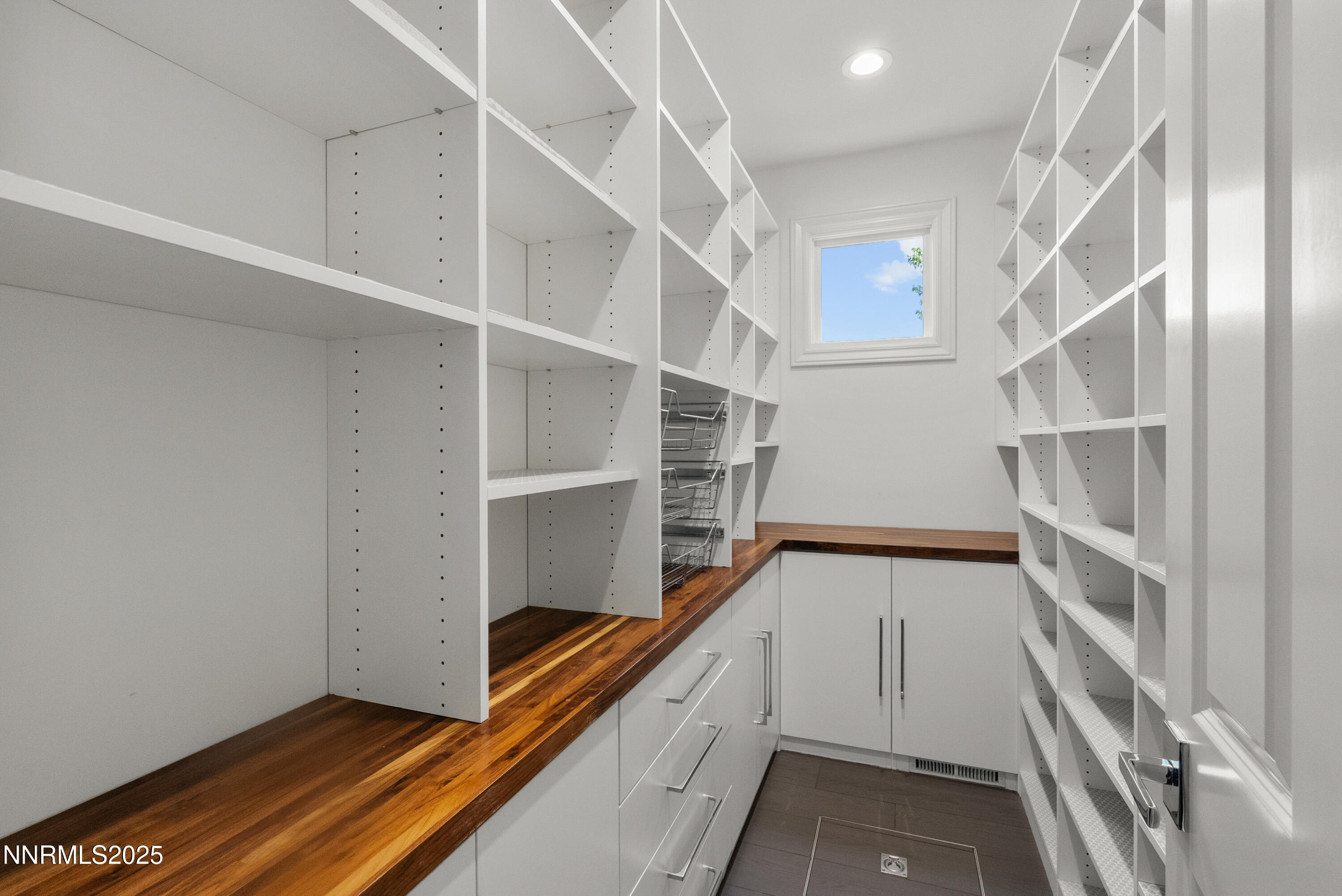 44-4485 Mountaingate Dr -143