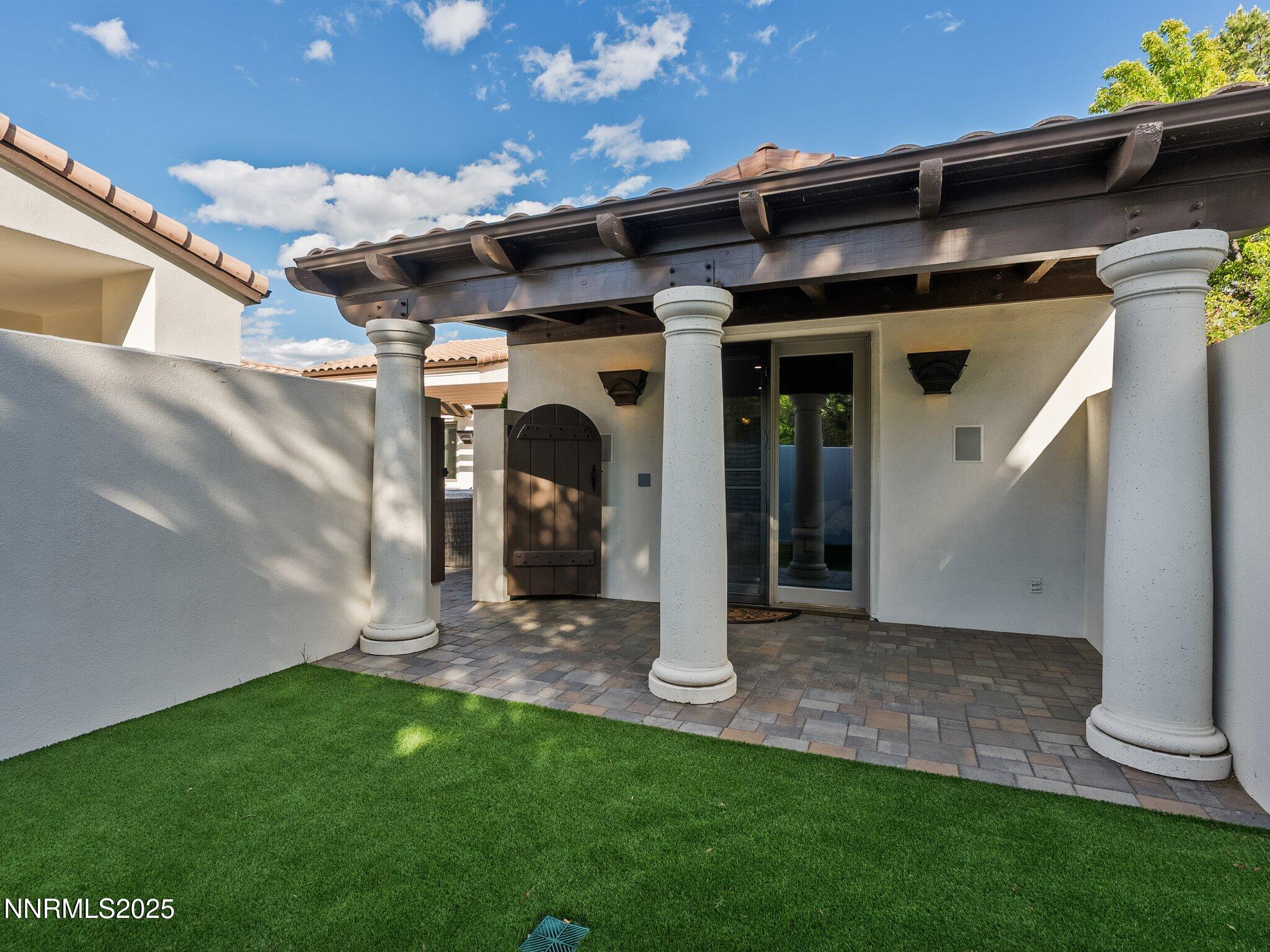 4485 Mountaingate Dr 2-119