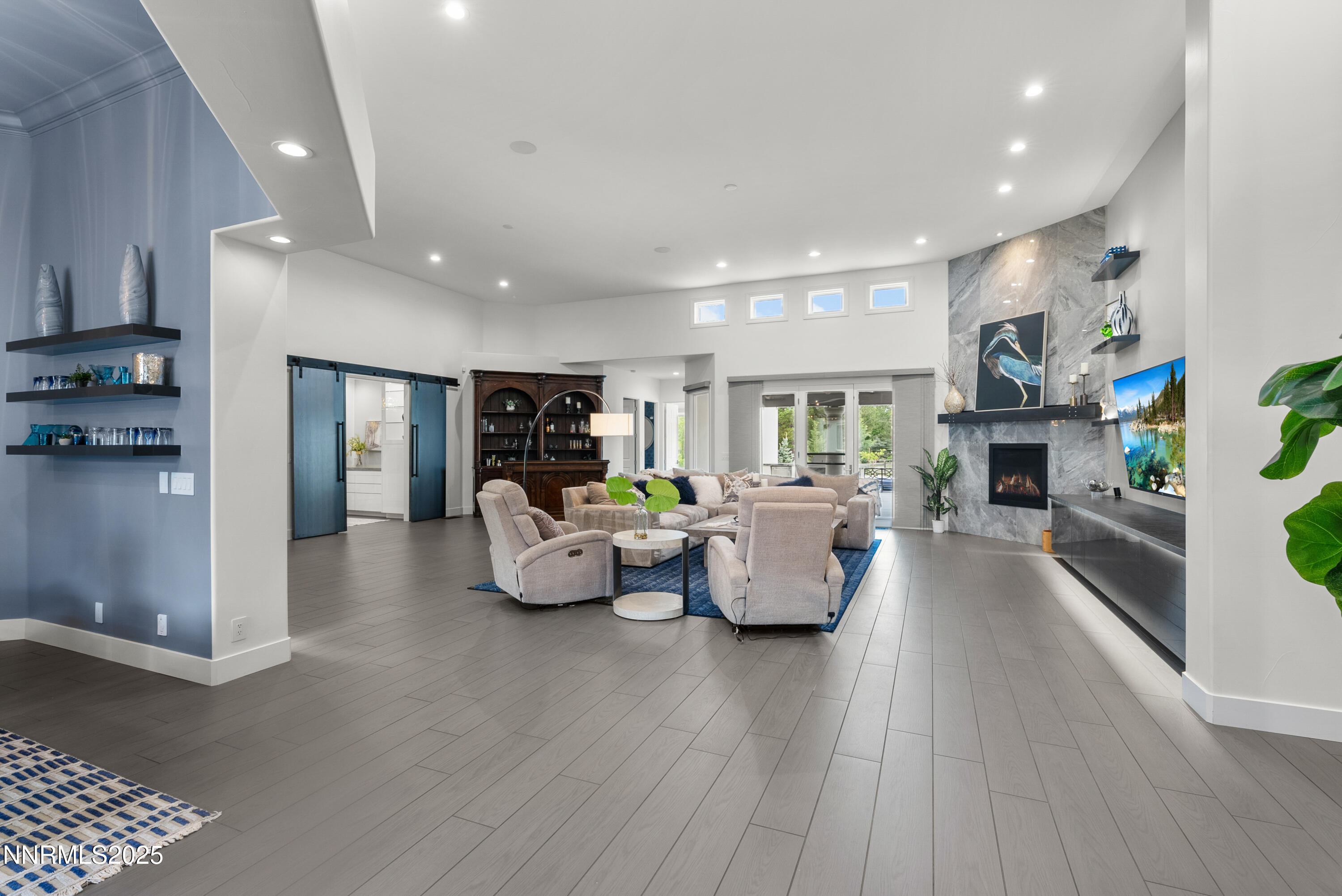 14-4485 Mountaingate Dr -113