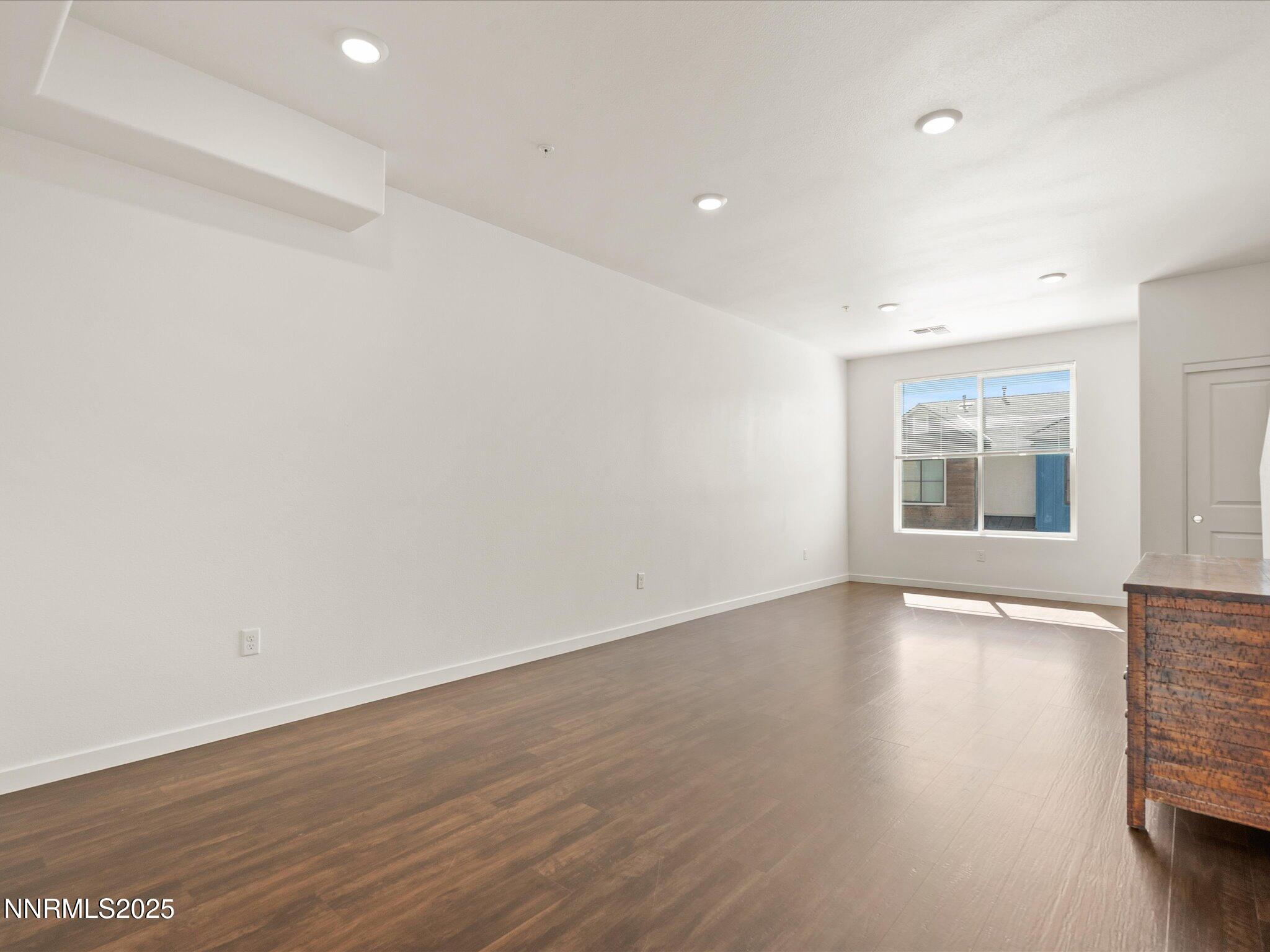 07-555 Logan Jacob Ln-106