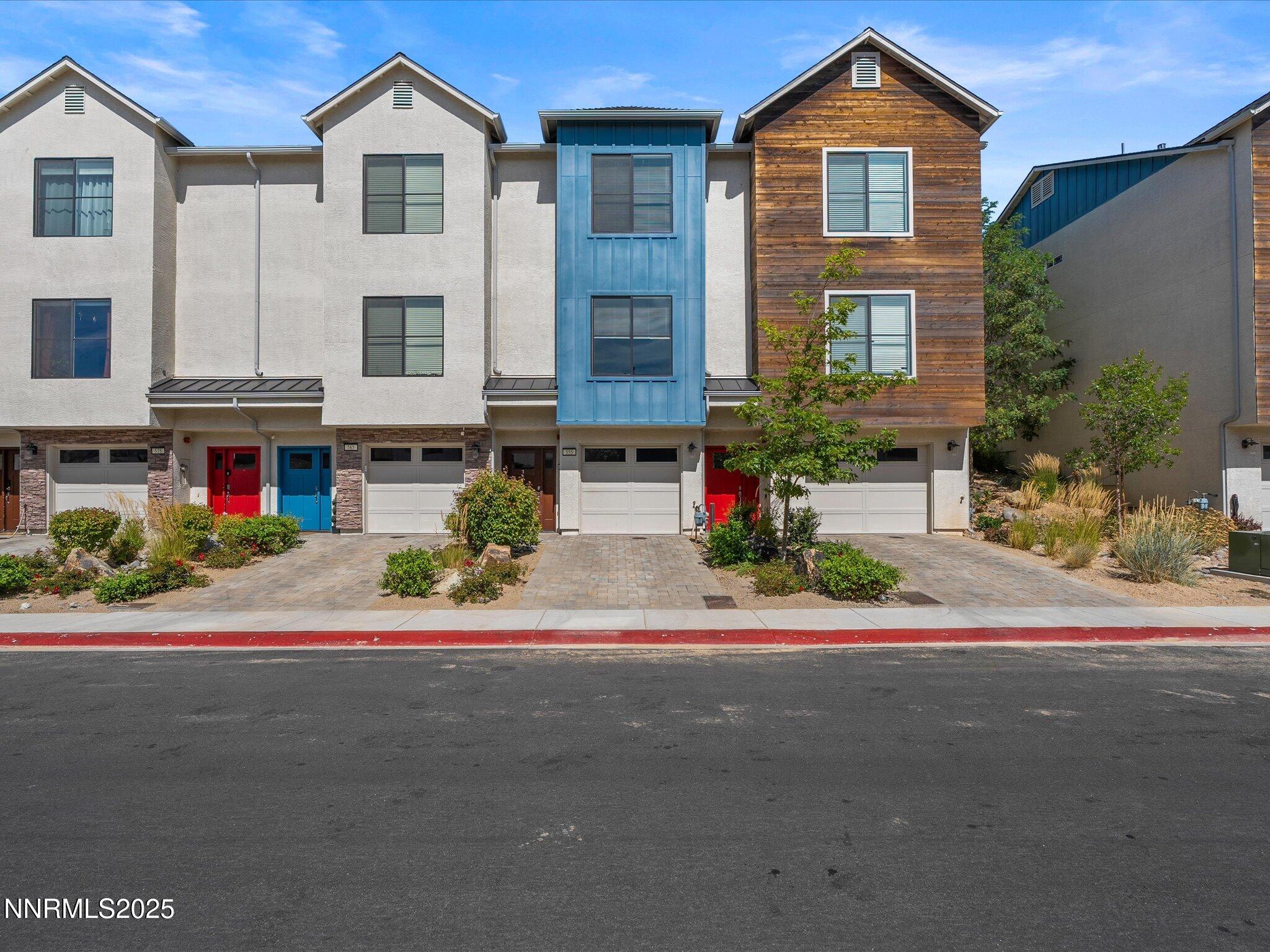 02-555 Logan Jacob Ln-101