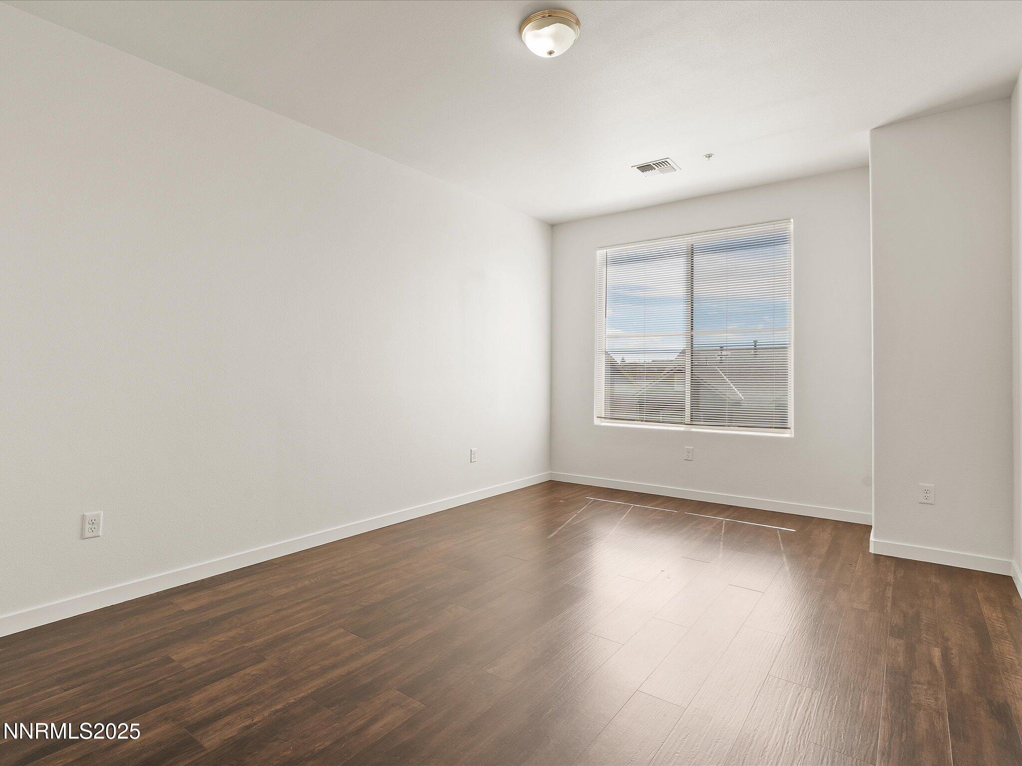 26-555 Logan Jacob Ln-125