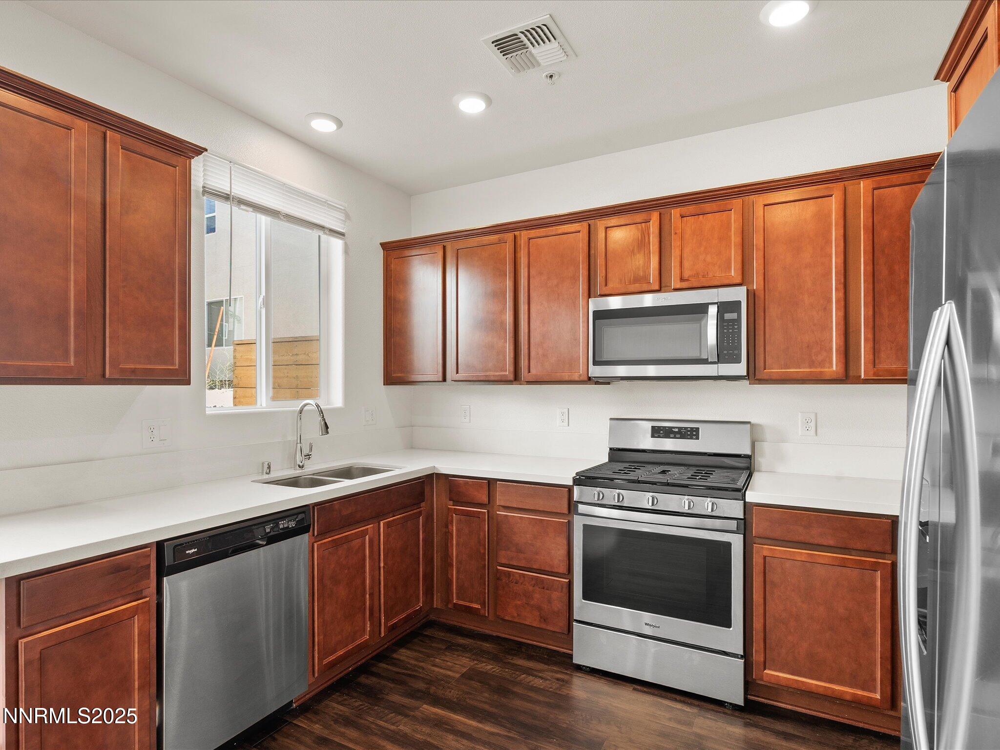 12-555 Logan Jacob Ln-111