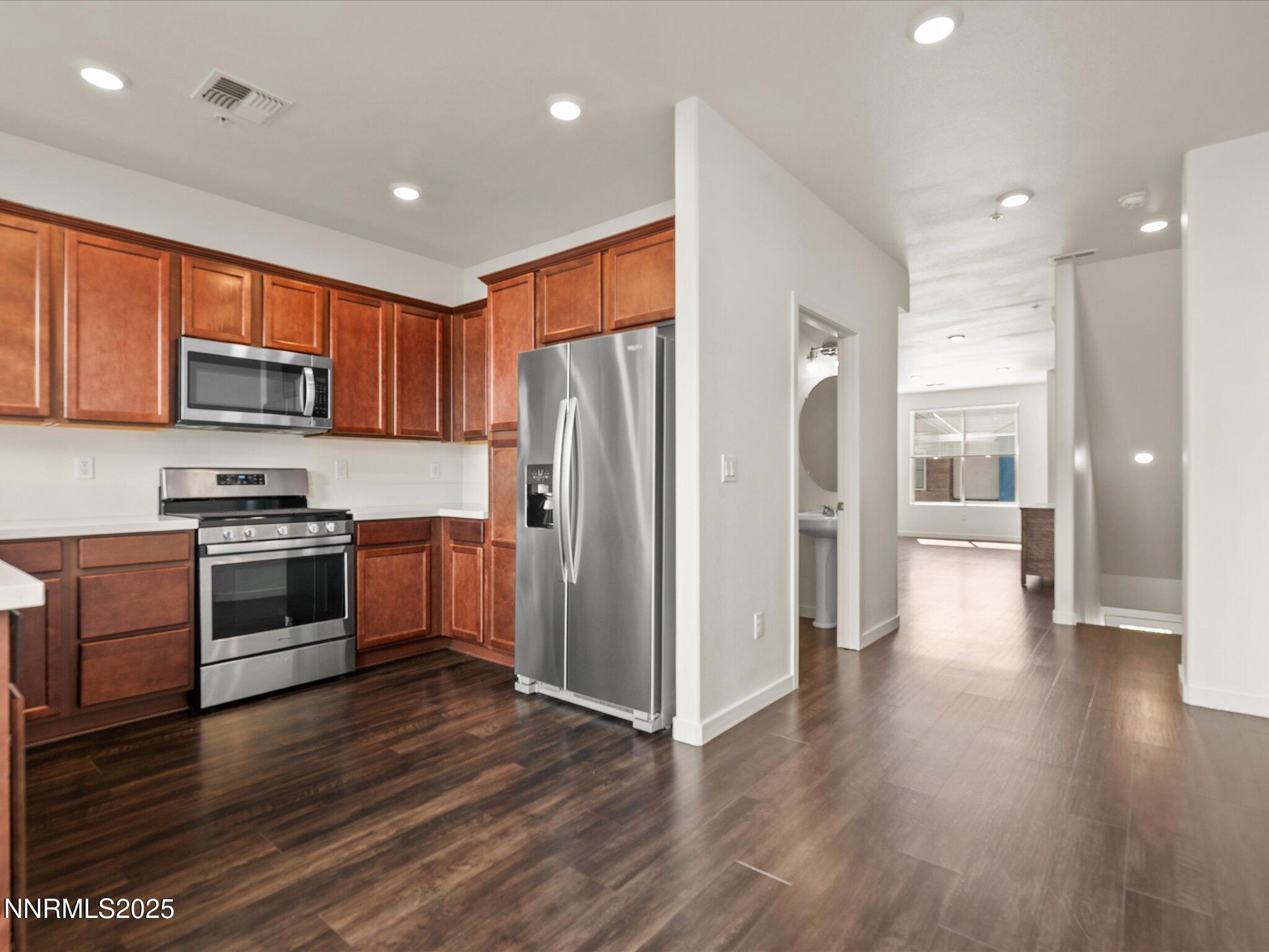 15-555 Logan Jacob Ln-114