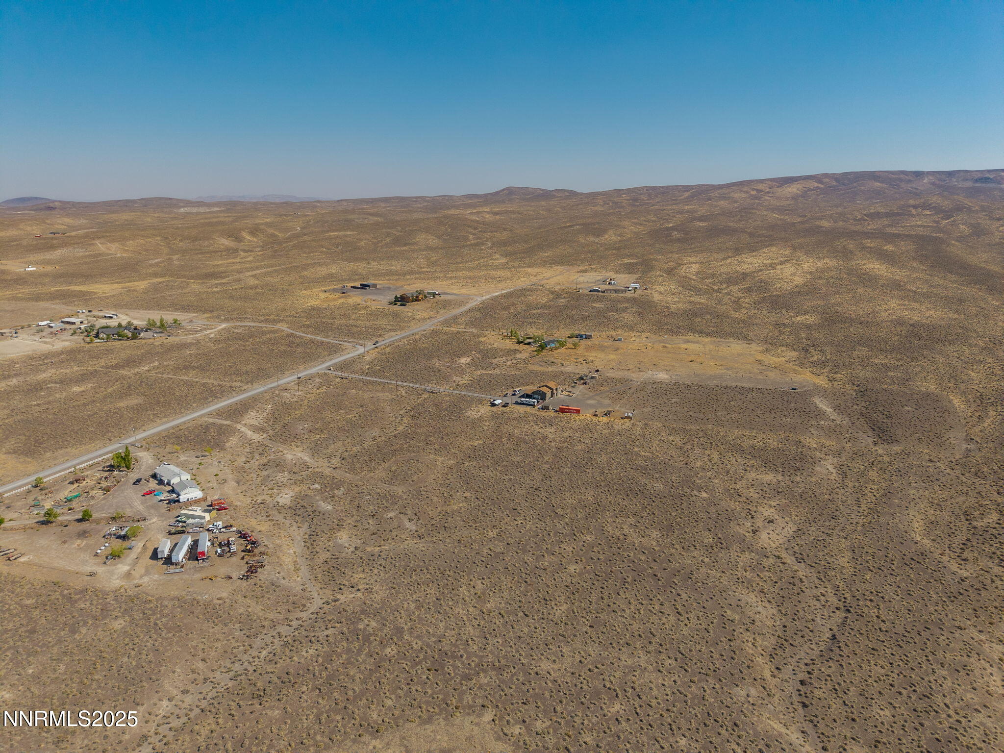 2-web-or-mls-1945 Gustafson Rd-5