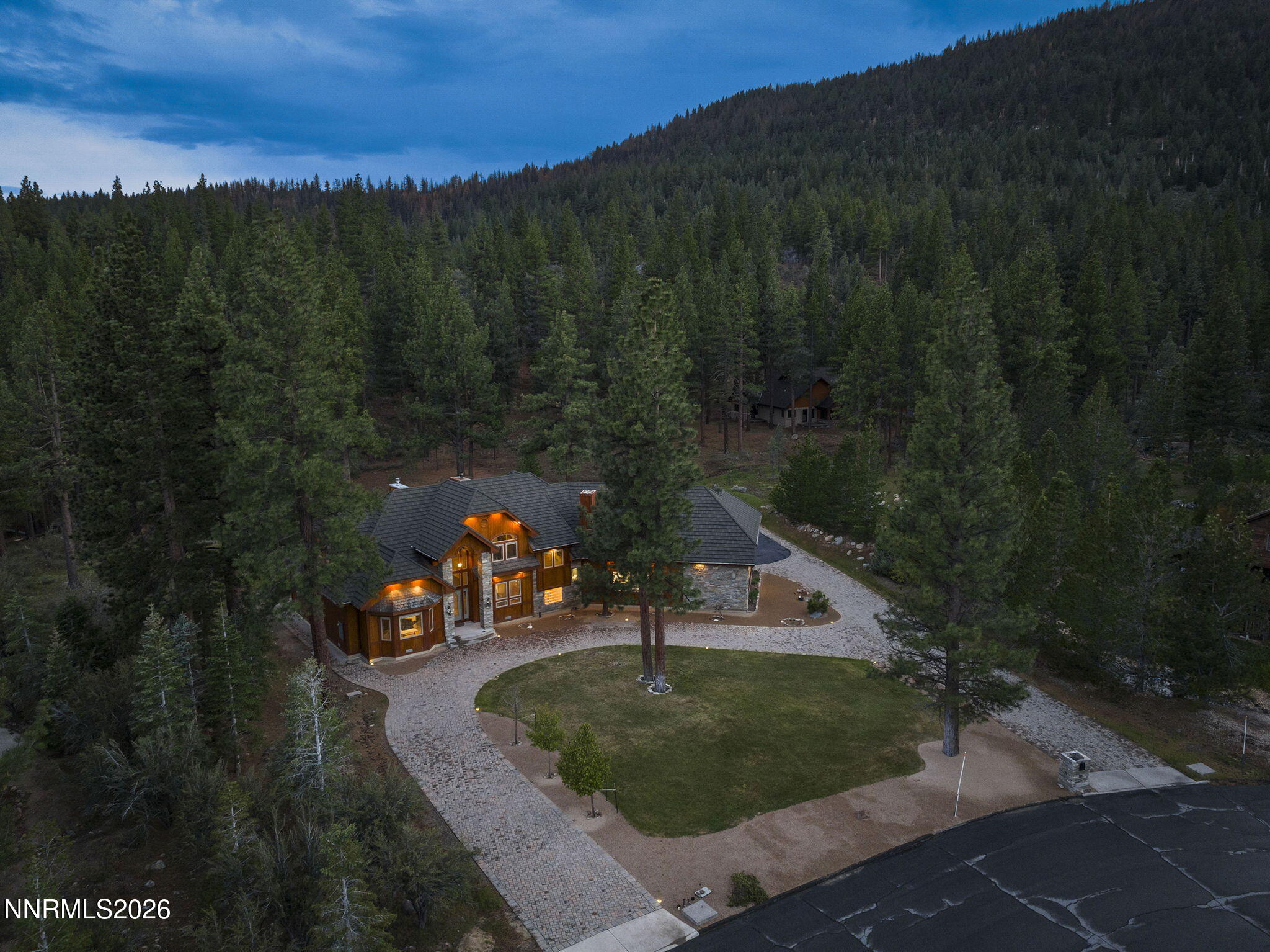 Reno, Nevada, 89511, United States, 5 Bedrooms Bedrooms, ,5 BathroomsBathrooms,Residential,Active,2042218