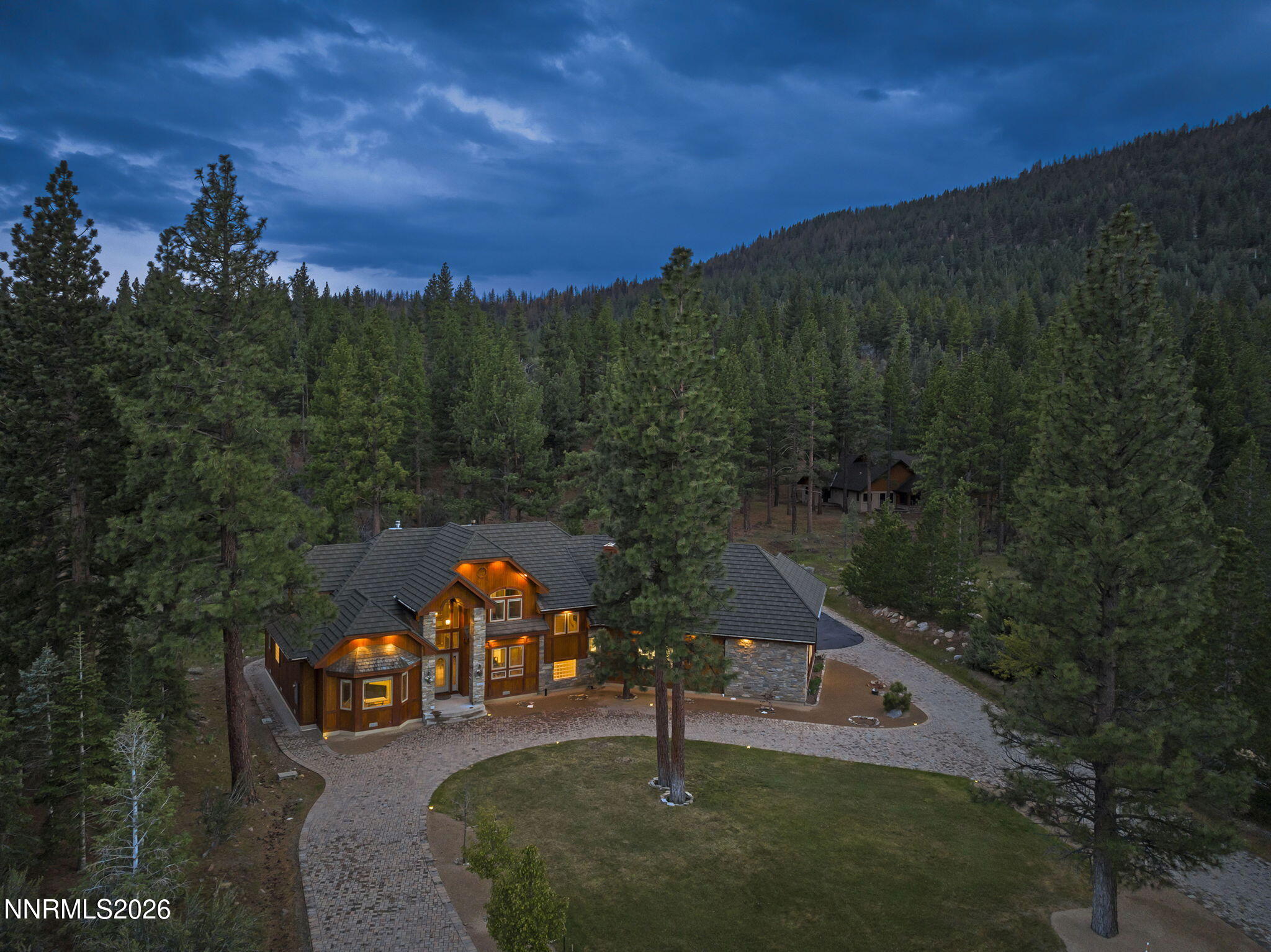Reno, Nevada, 89511, United States, 5 Bedrooms Bedrooms, ,5 BathroomsBathrooms,Residential,Active,2042218