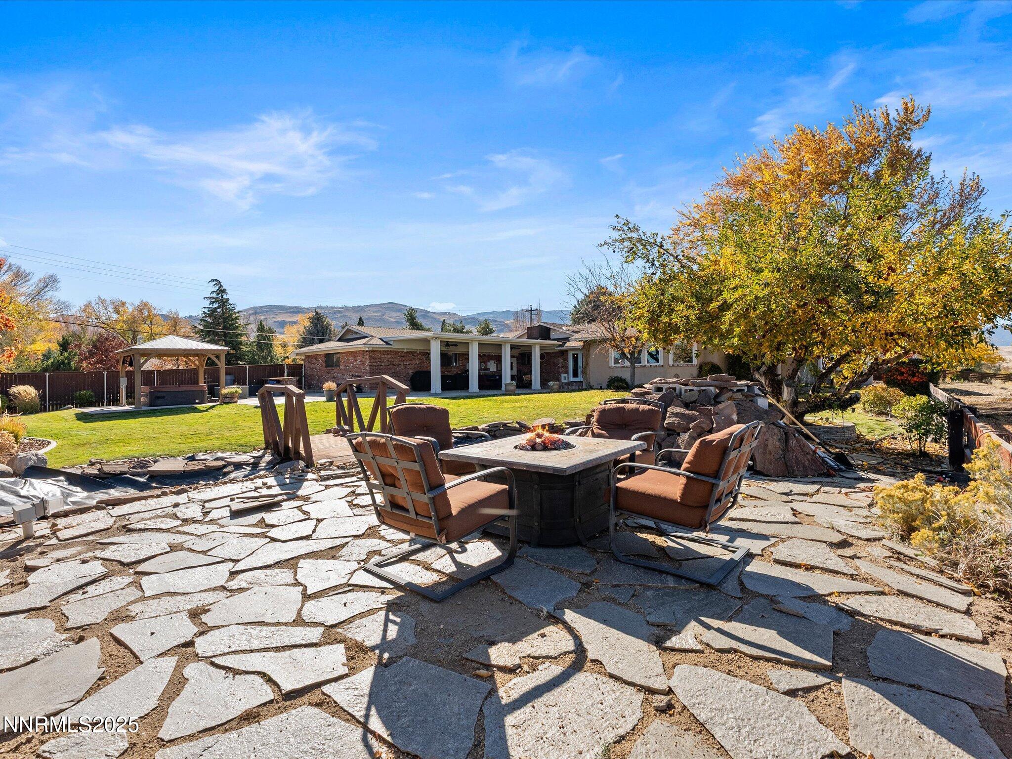 087-4515 Canyon Dr-189