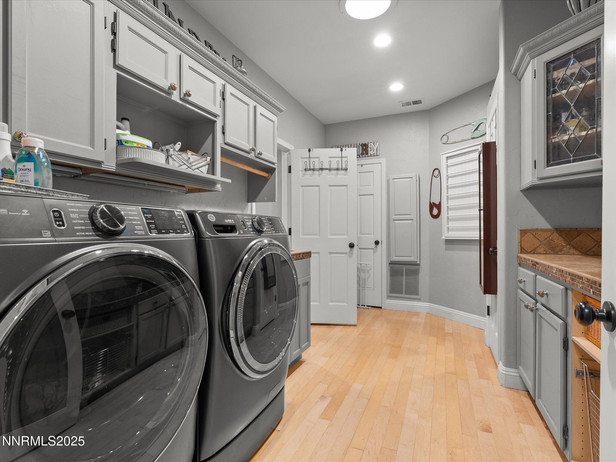 042-4515 Canyon Dr-144