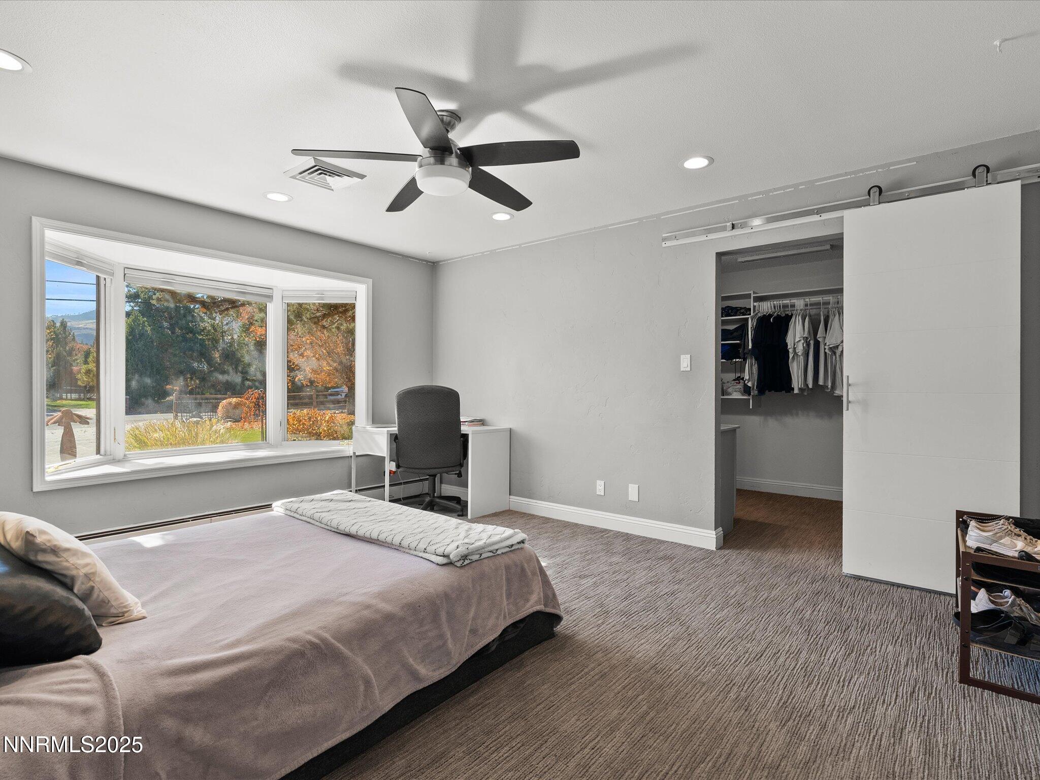 048-4515 Canyon Dr-150