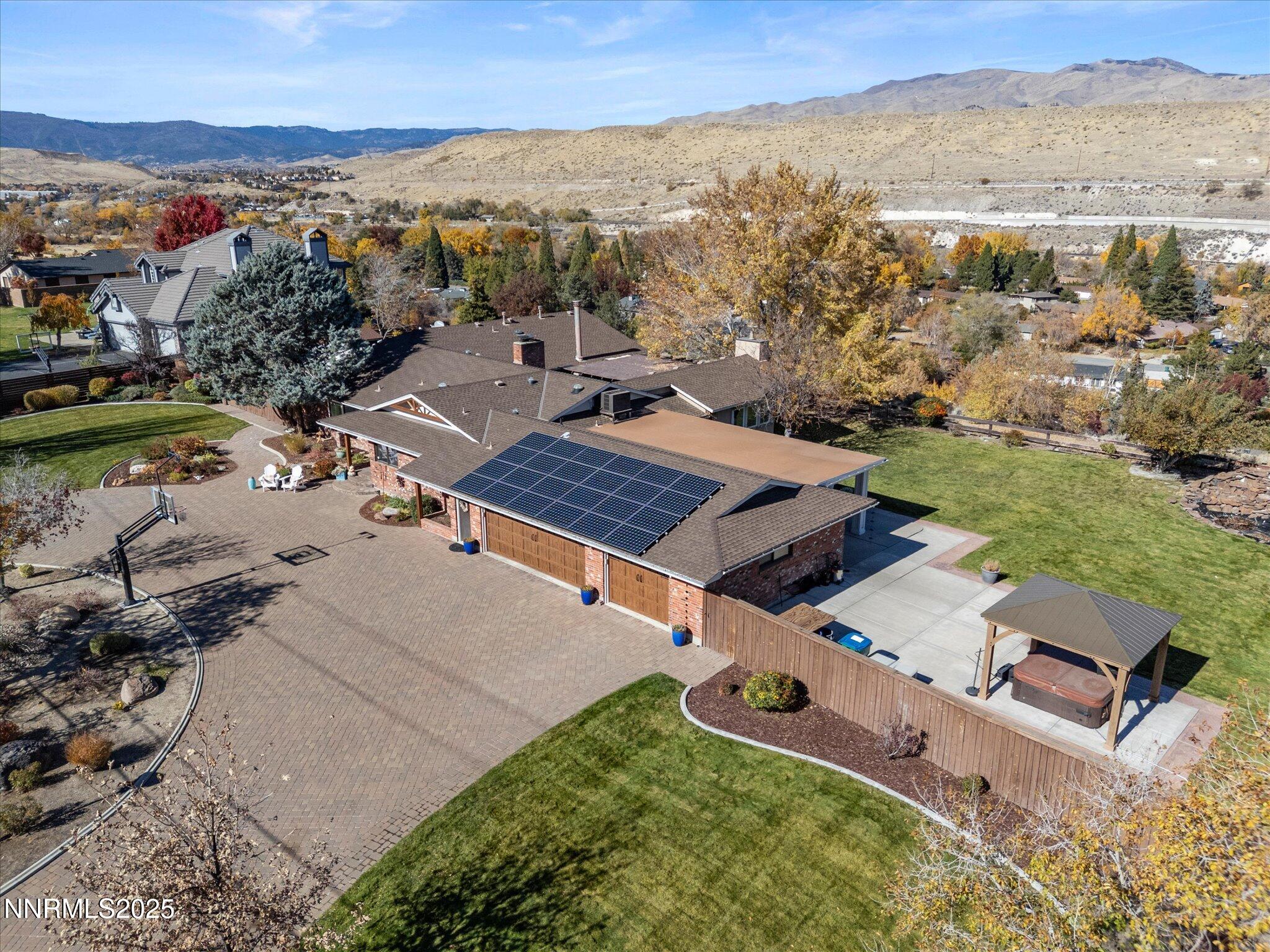 090-4515 Canyon Dr-192