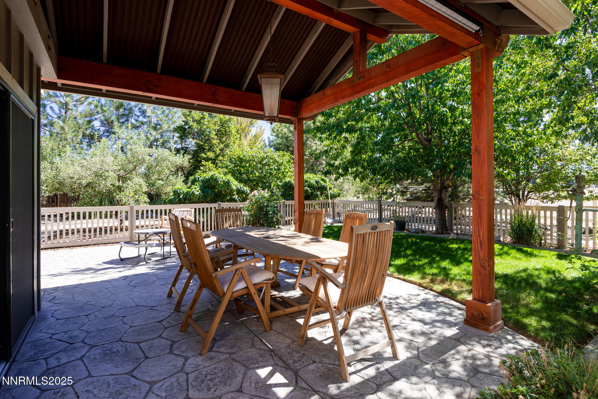 949 Heavenly View Ct-37