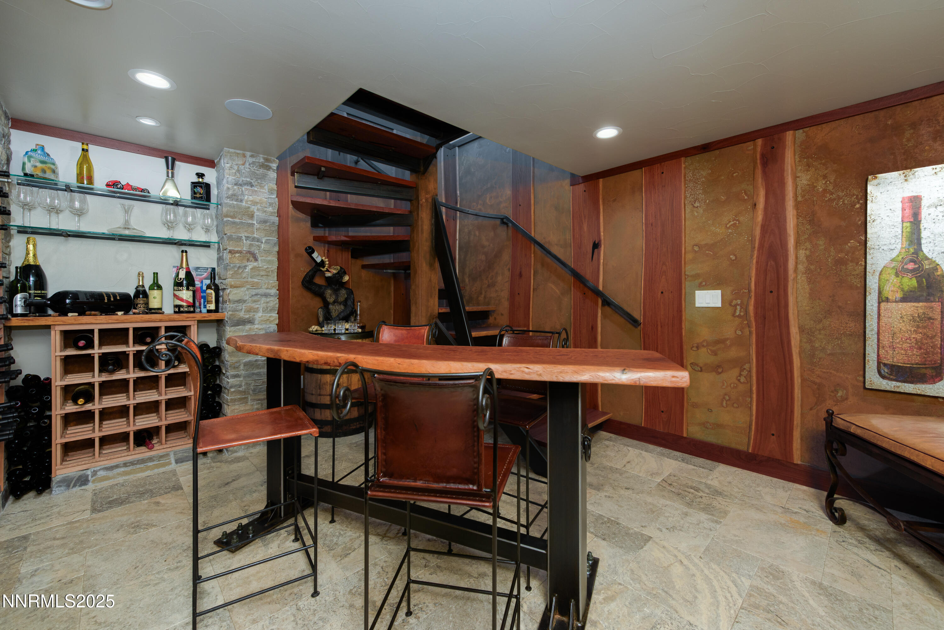 949 Heavenly View Ct-66