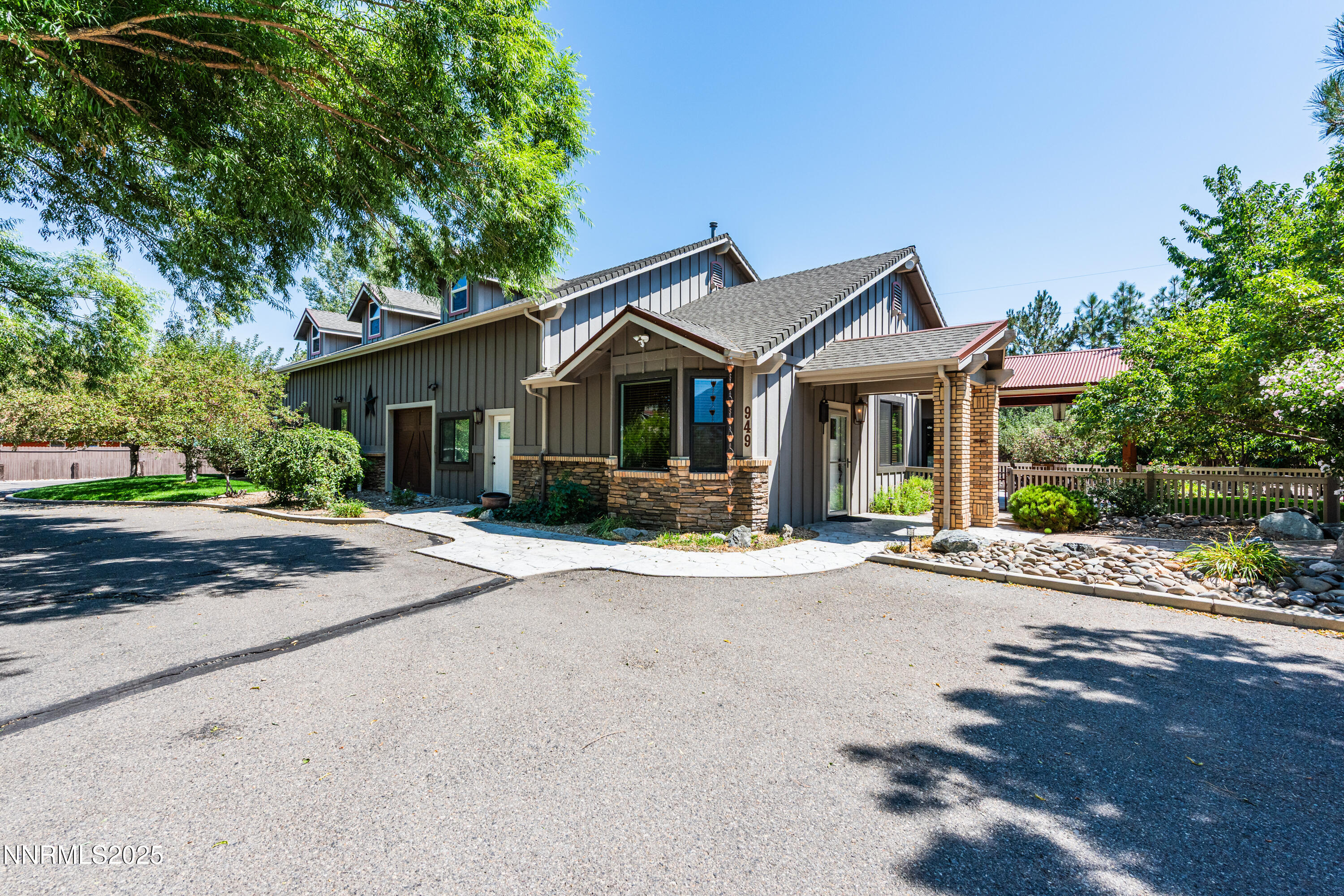 949 Heavenly View Ct-5