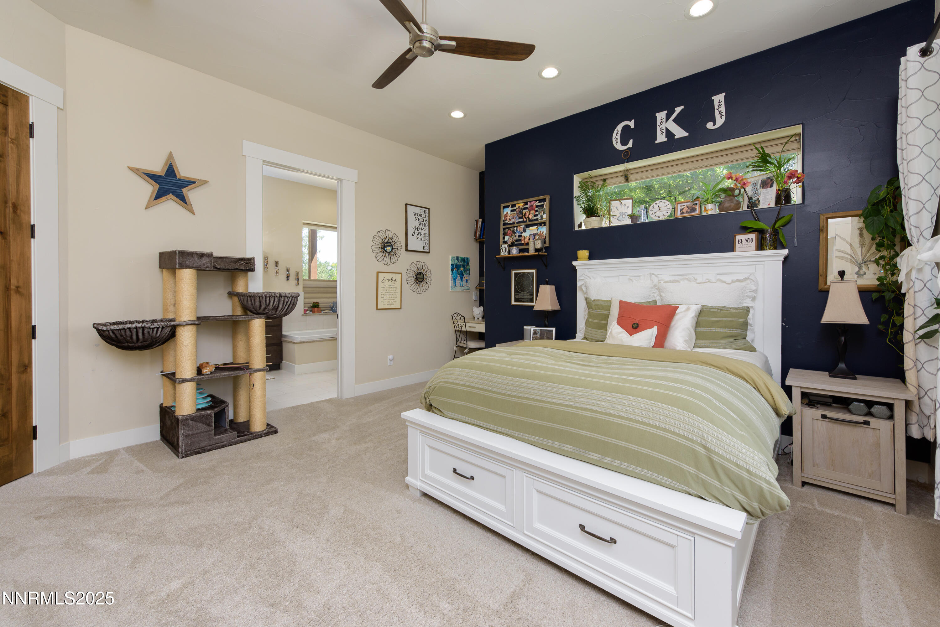 949 Heavenly View Ct-42