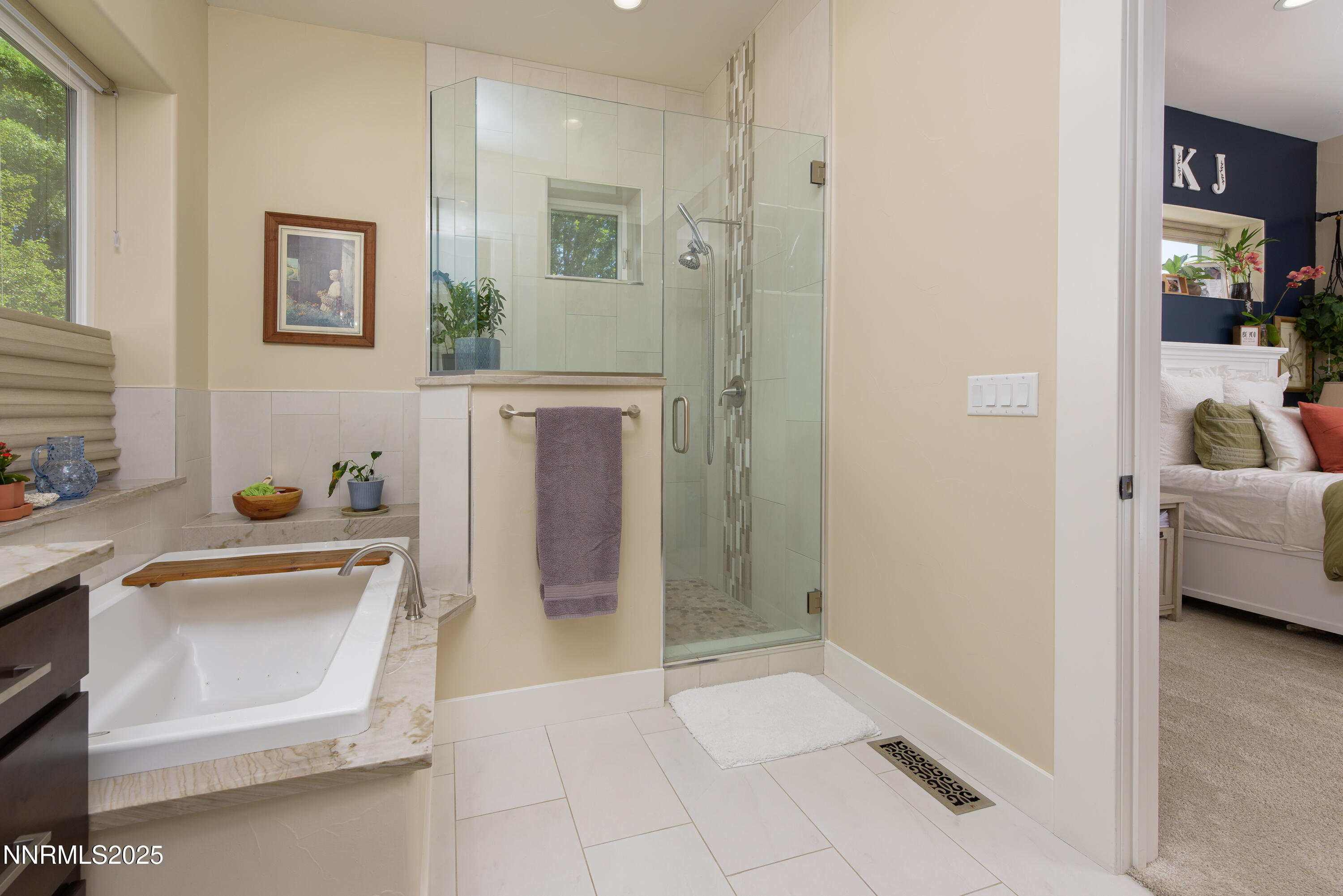 949 Heavenly View Ct-40