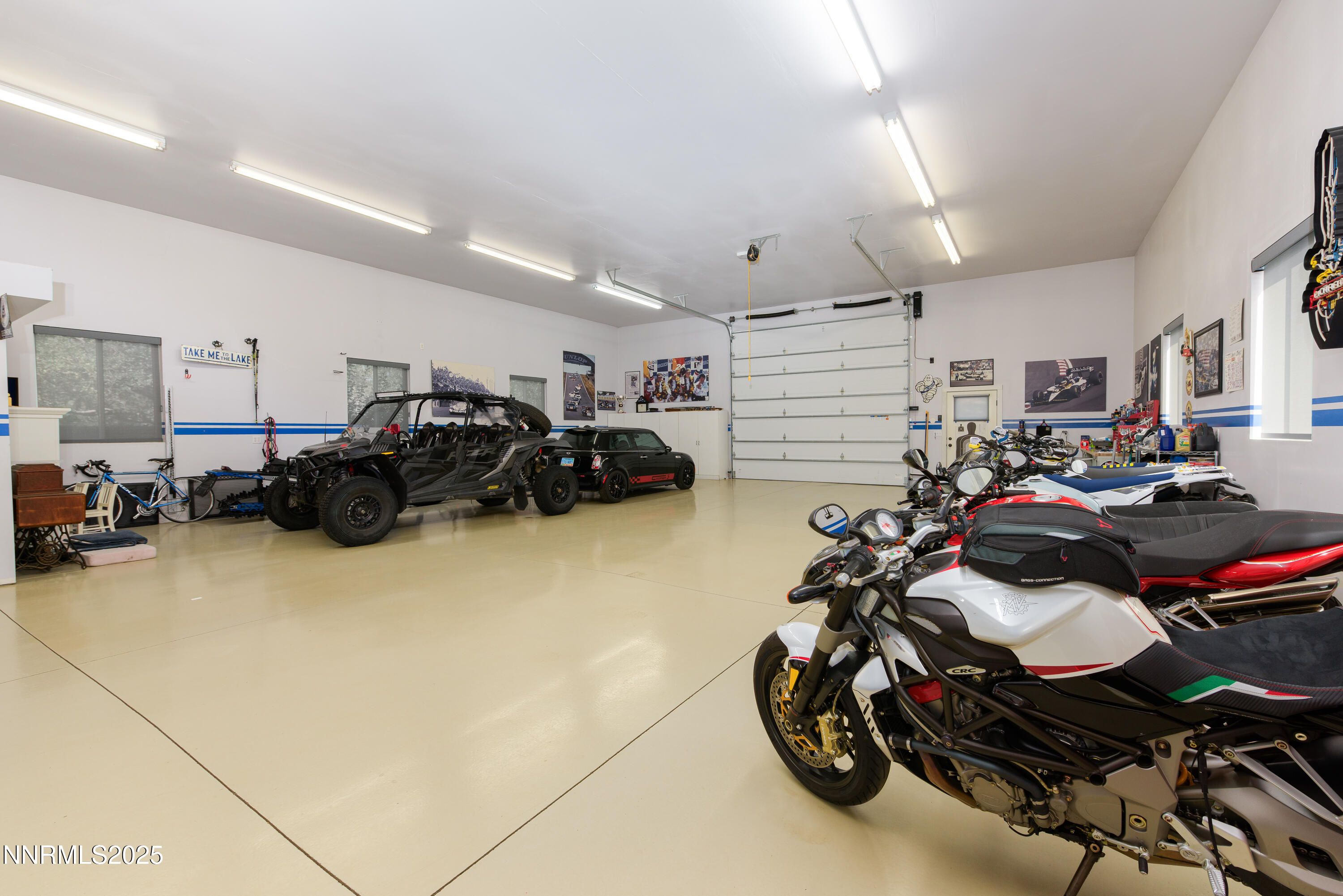 949 Heavenly View Ct-23