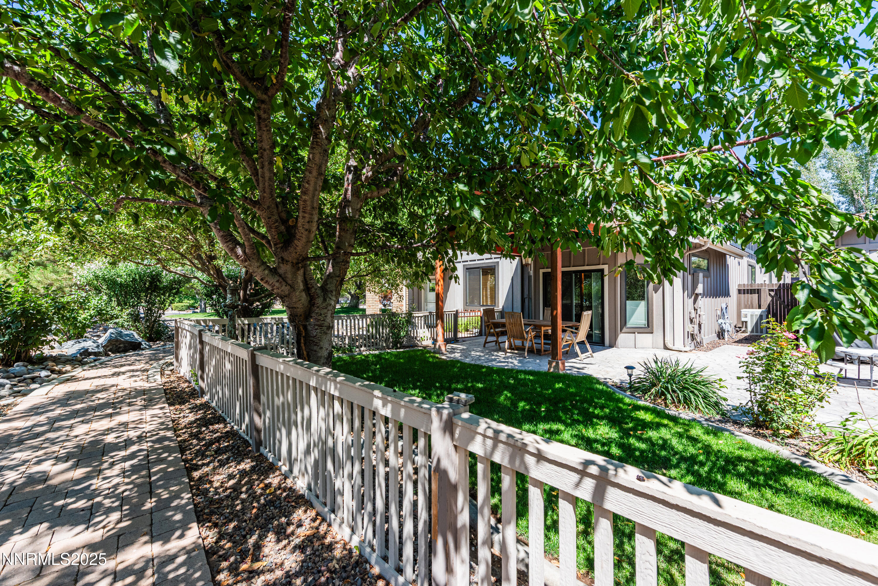 949 Heavenly View Ct-3