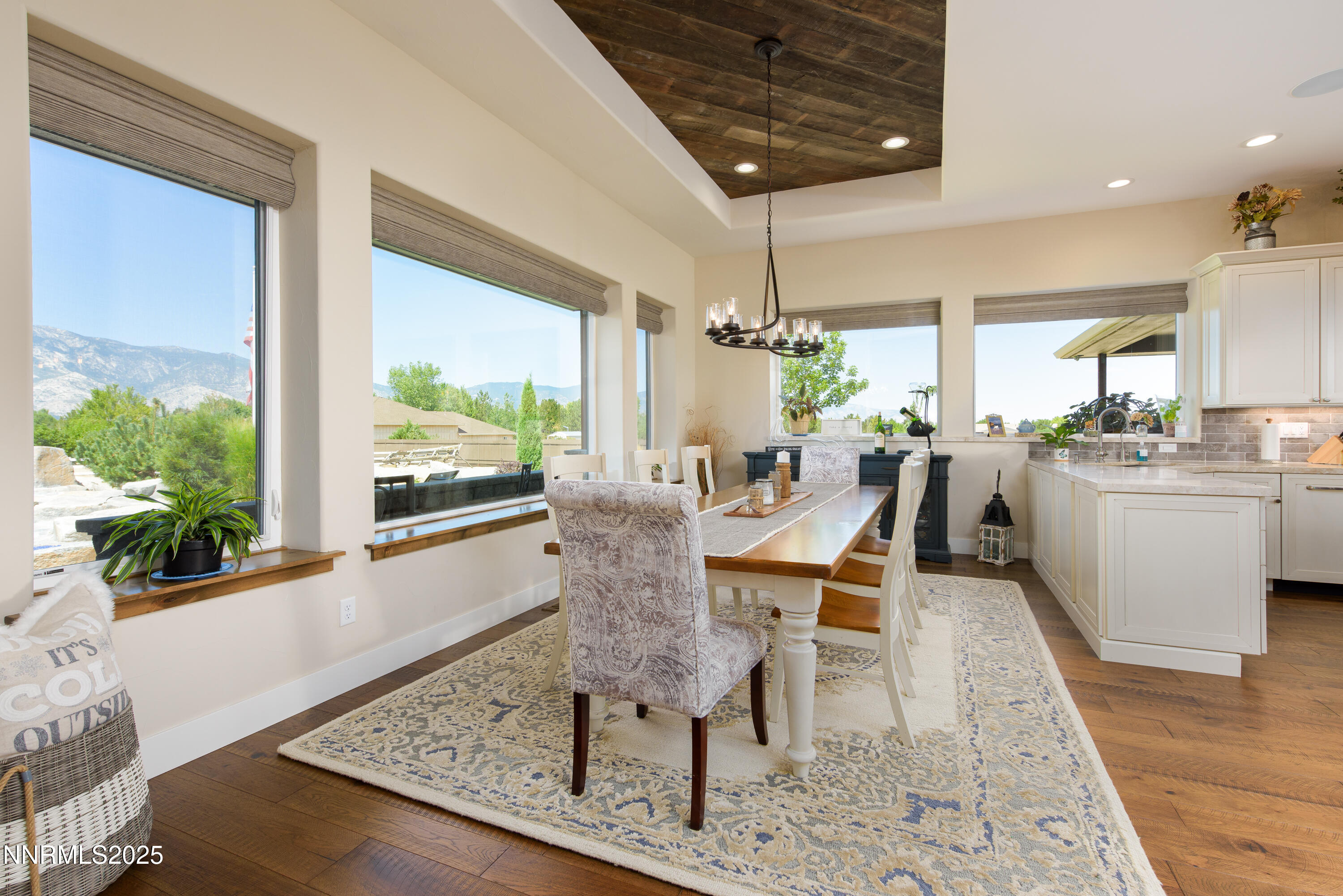 949 Heavenly View Ct-28