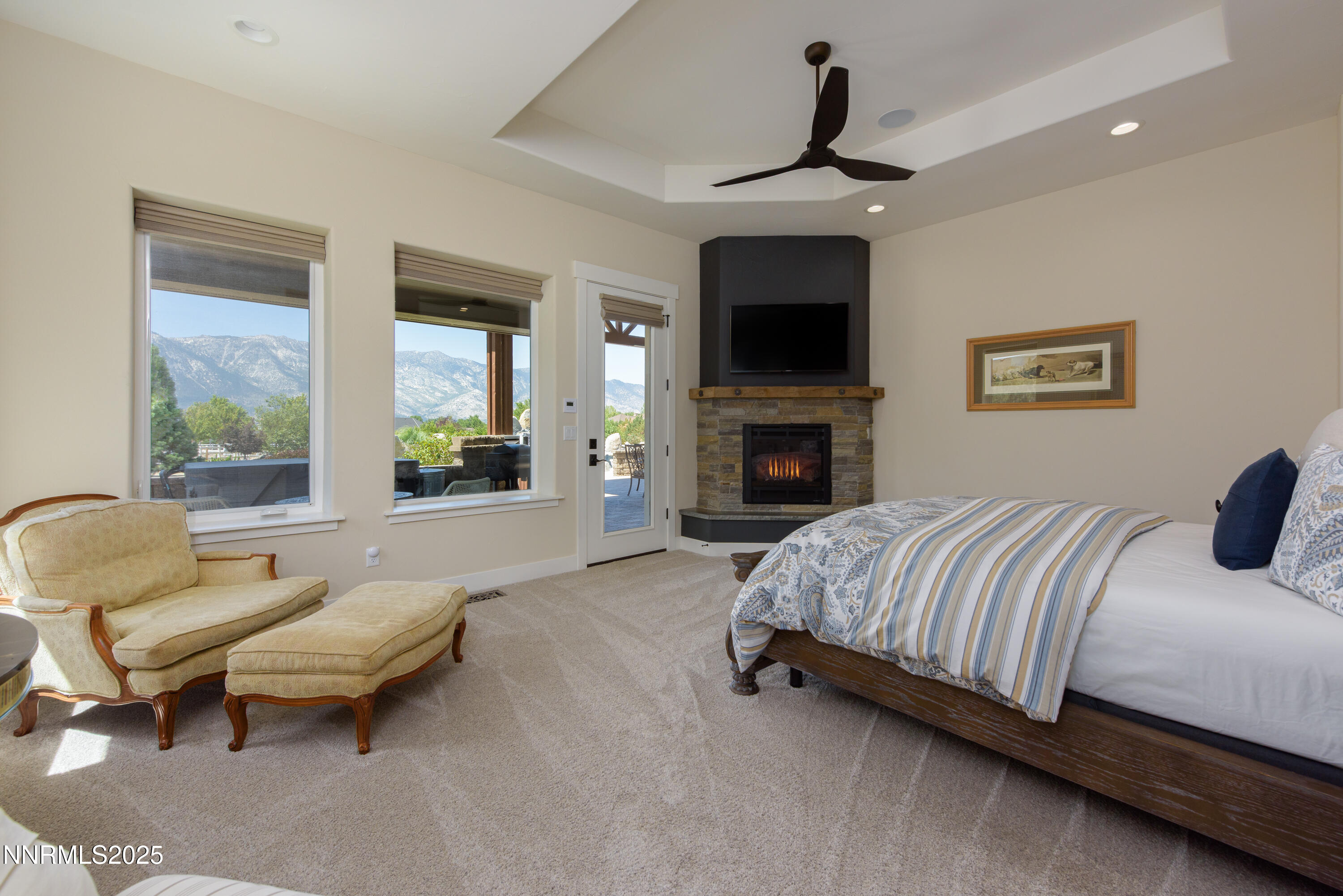 949 Heavenly View Ct-44