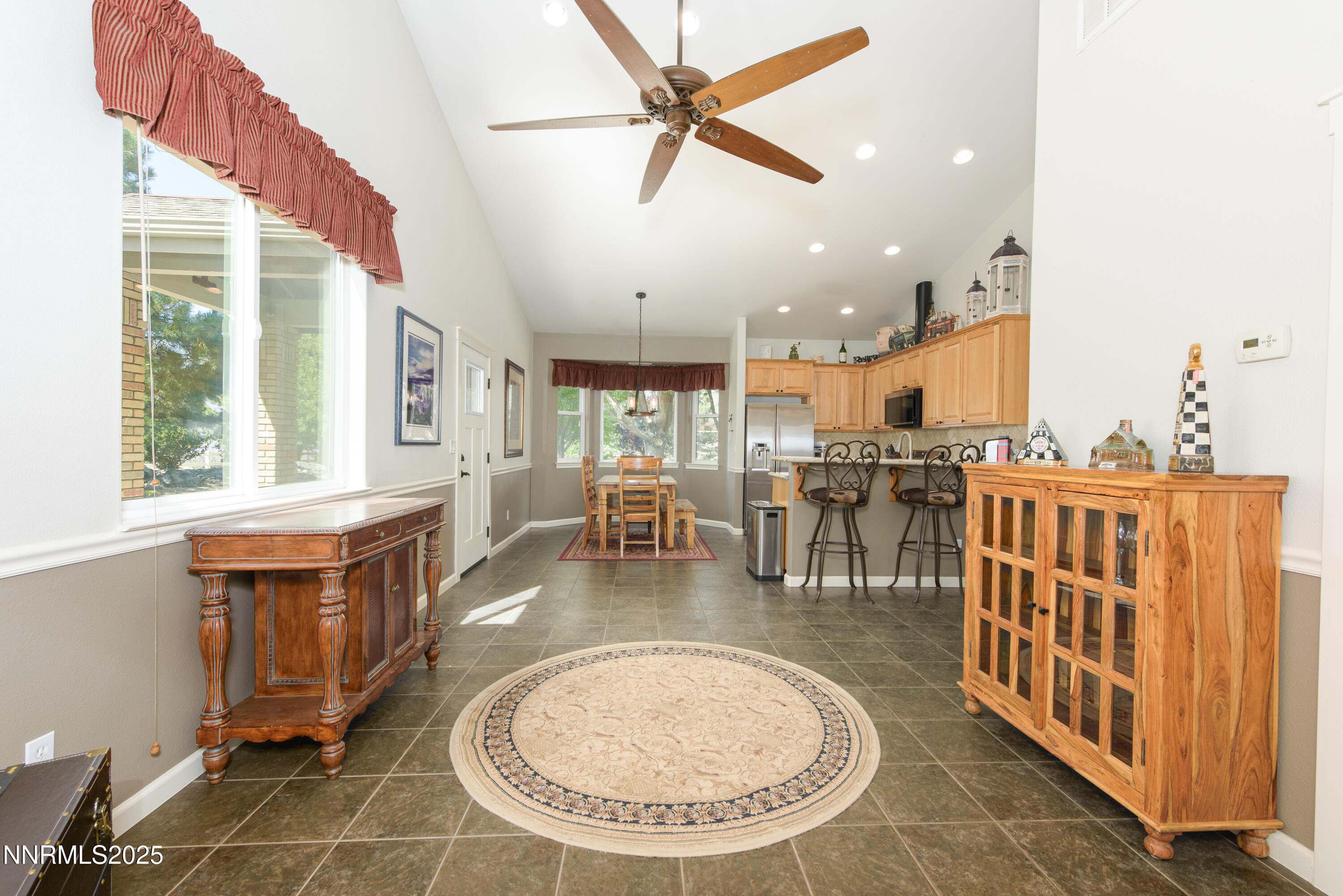 949 Heavenly View Ct-8